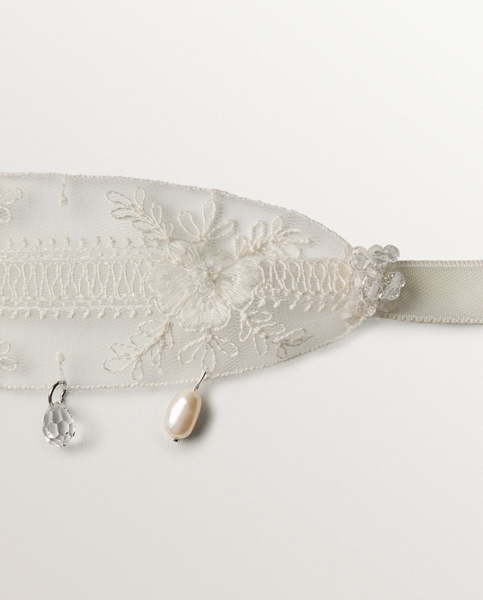Pulseira de Renda com Pérolas e Cristais Branco-3