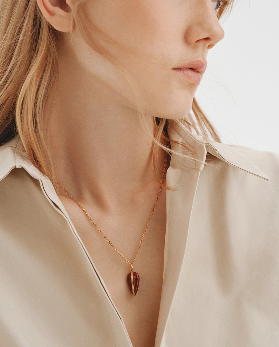 Charm de Prata 925 Banhada em Ouro Amarelo de 18k com Jaspe Vermelho Dourado-2