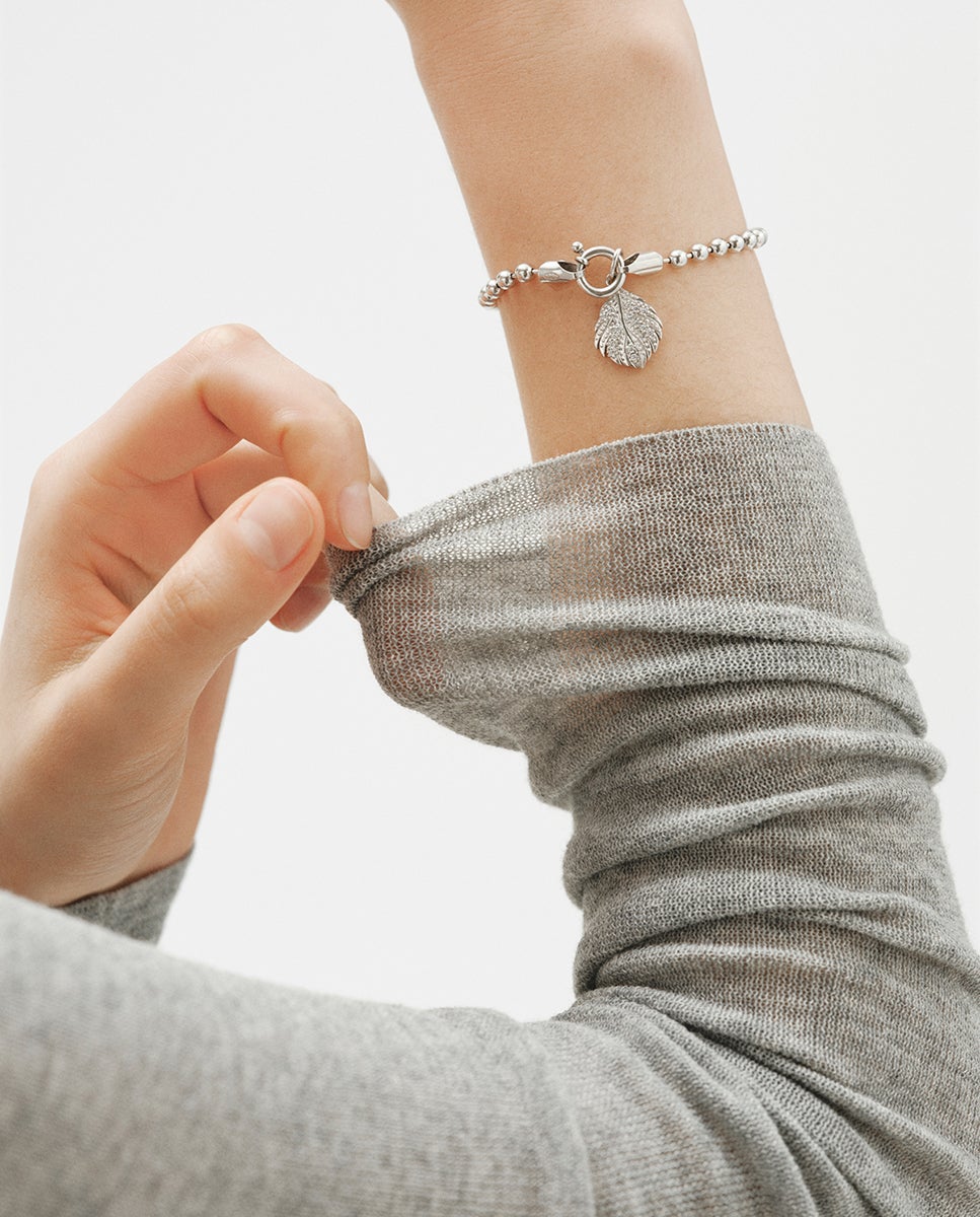 Charm de Prata 925 com Forma de Folha Prateado-2