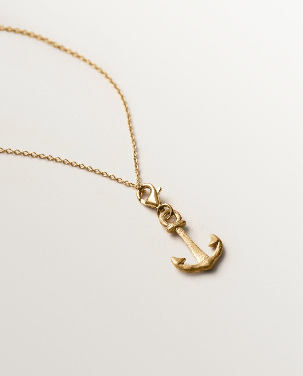 Charm de Prata 925 Banhada em Ouro Amarelo de 18k com Forma de Âncora Dourado-3