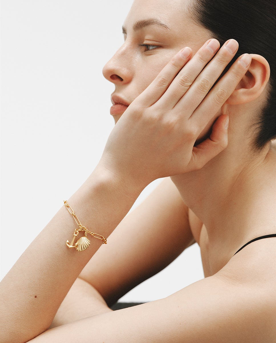 Charm de Prata 925 Banhada em Ouro Amarelo de 18k com Forma de Âncora Dourado-5