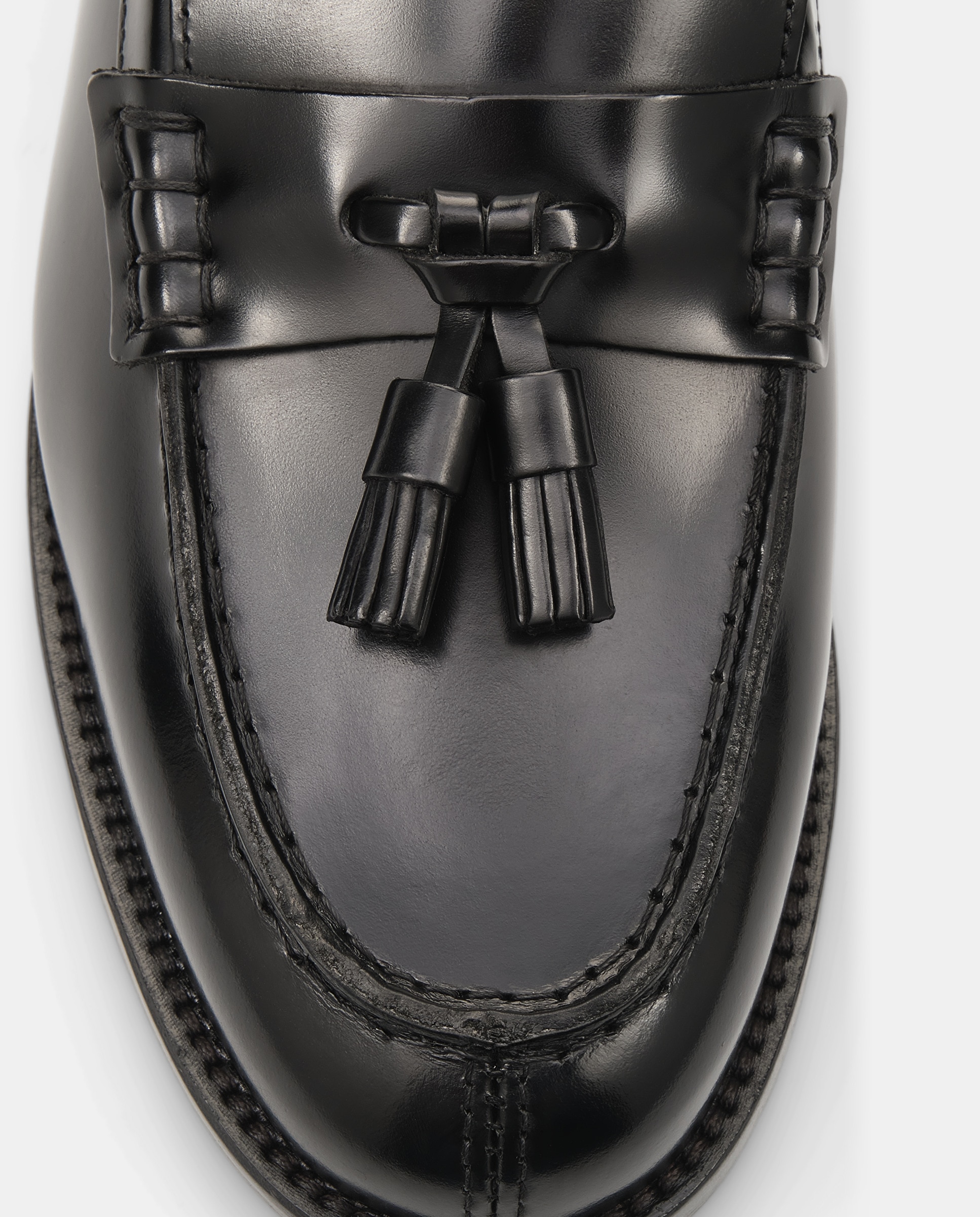 Mocassins com Pompom Chris de Pele Preto-4