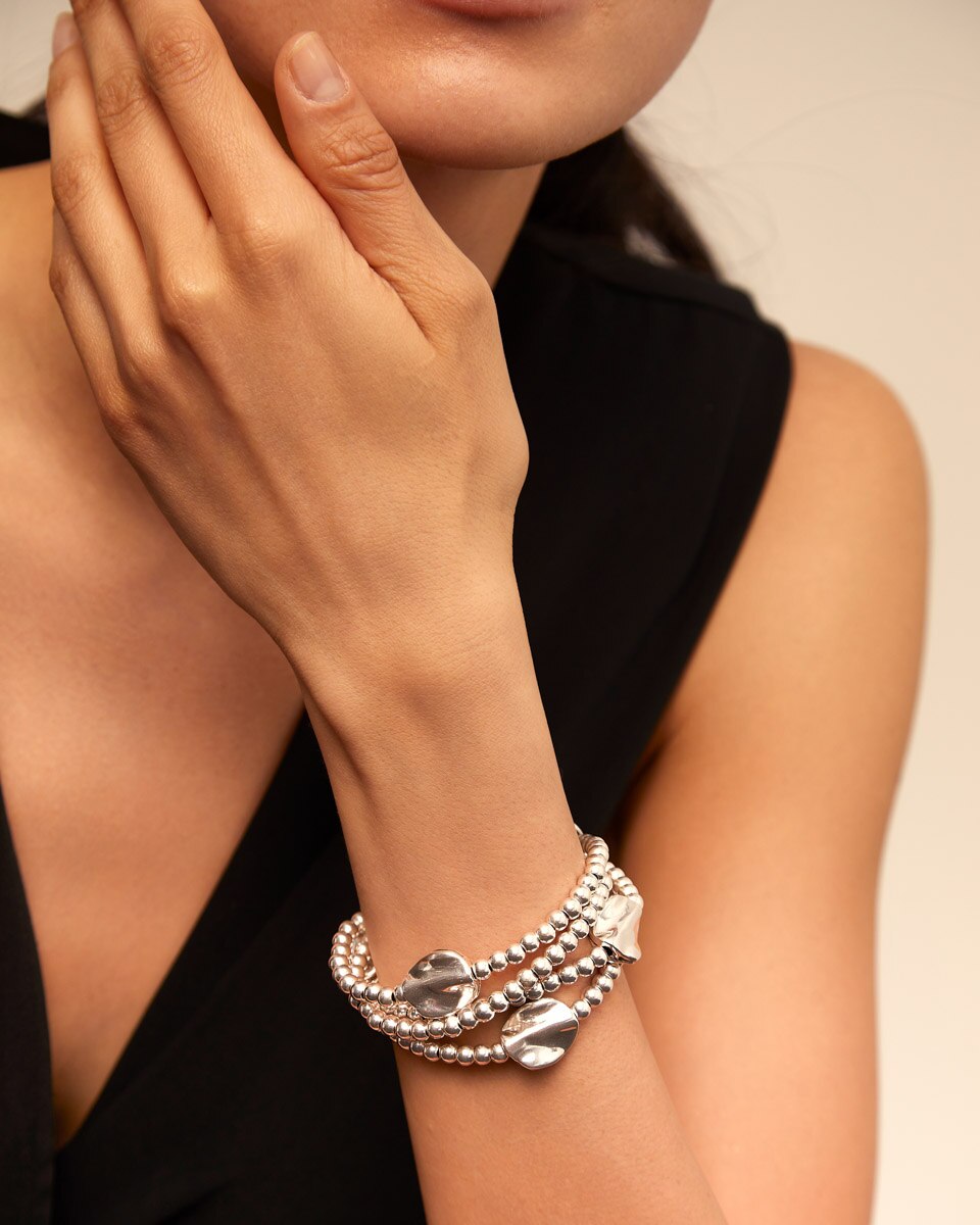 Pulseira de Três Voltas de Couro e Detalhes Banhada em Prata de Lei Prata-4