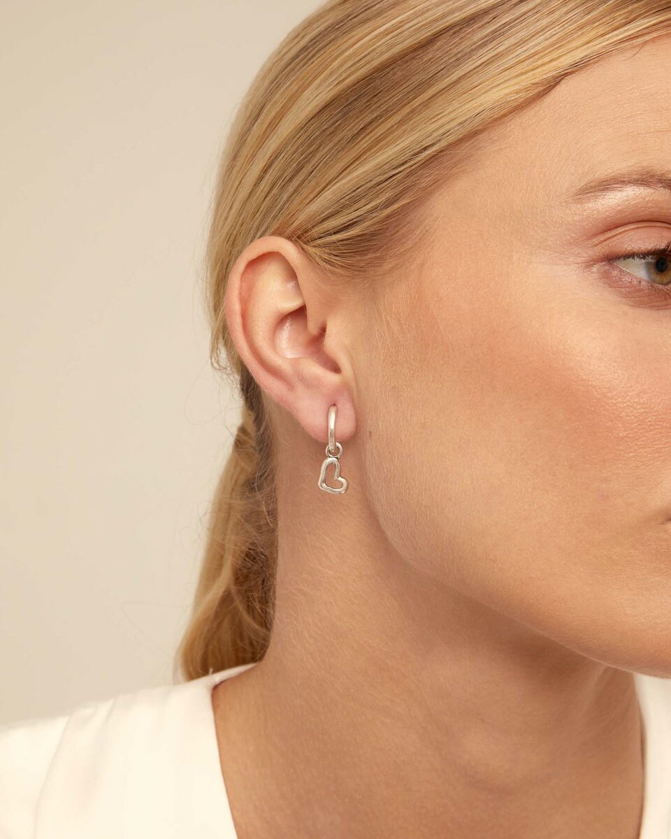 Charm de Piercing Banhado em Prata de Lei de Coração Prata-4