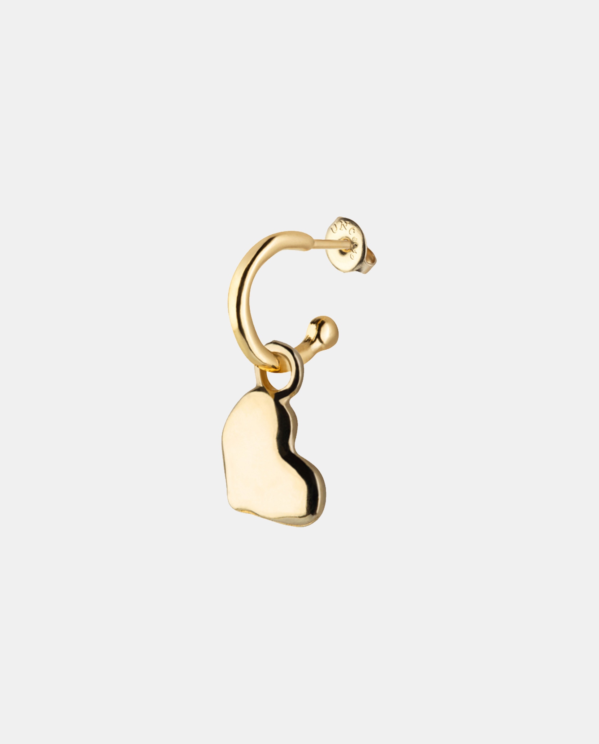 Charm de Piercing Banhado a Ouro de 18k de Coração Ouro-3