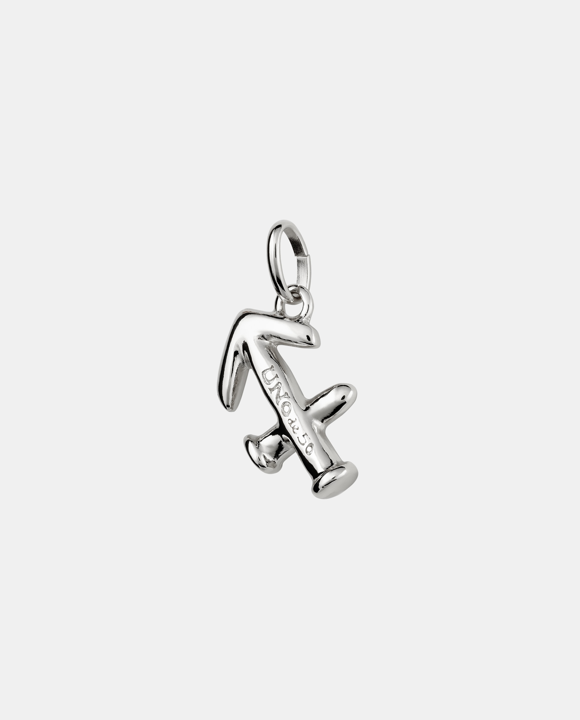 Charm Banhado em Prata de Lei com Forma de Signo Sagitário Prata-1