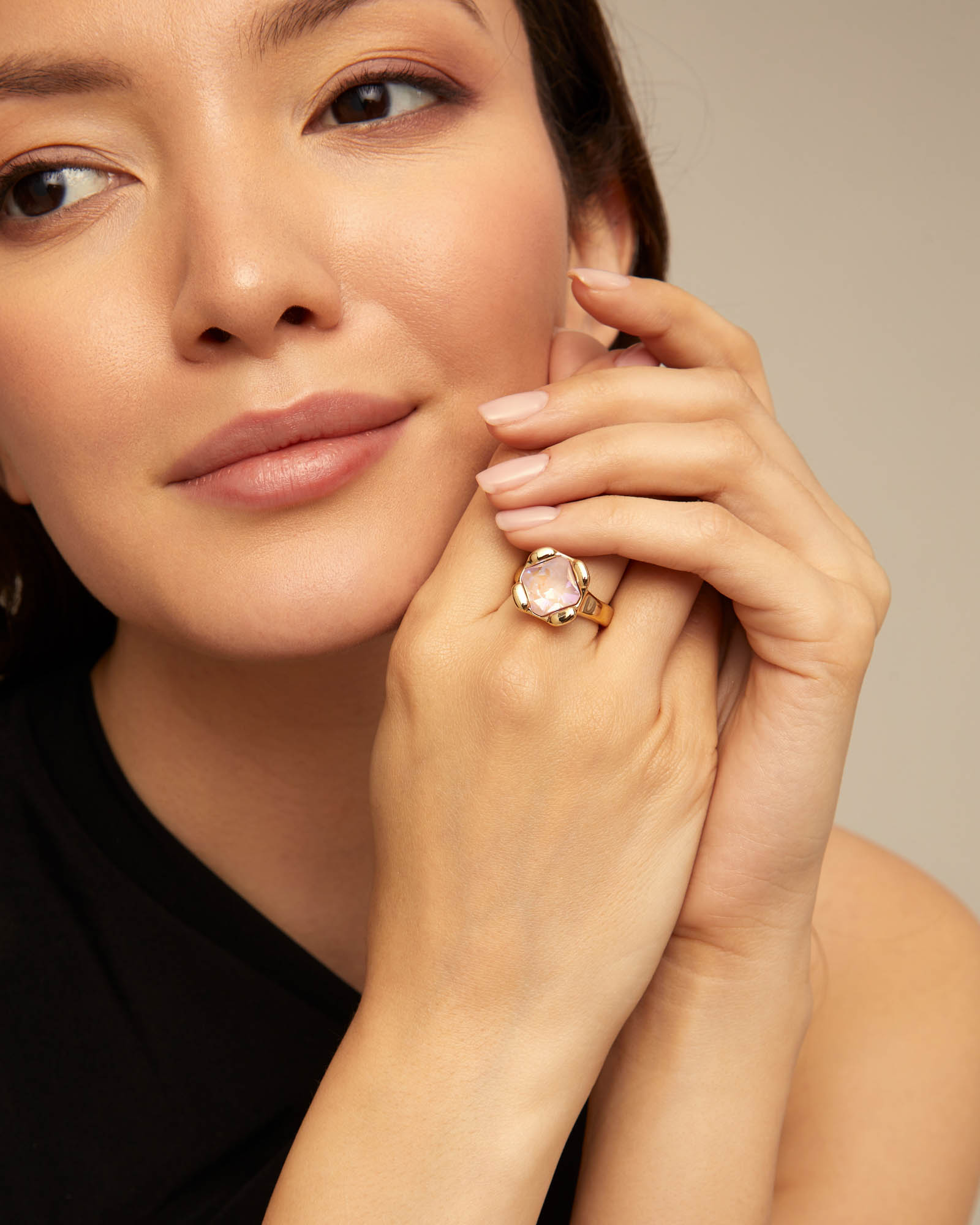 Anel Banhado a Ouro 18k com Cristal Rosa Ouro-5