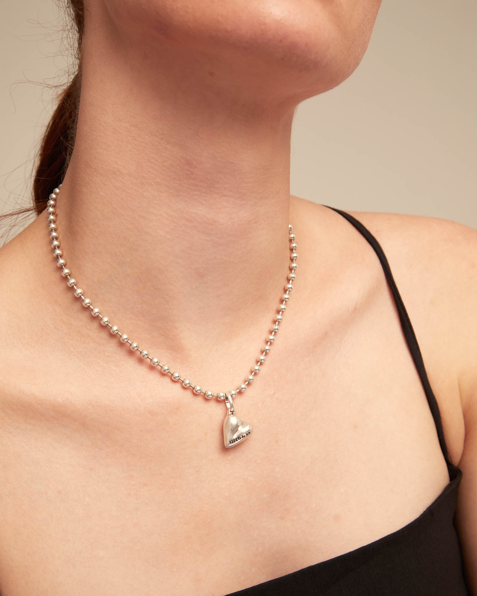 Charm Banhado em Prata de Lei com Forma de Coração Prata-4