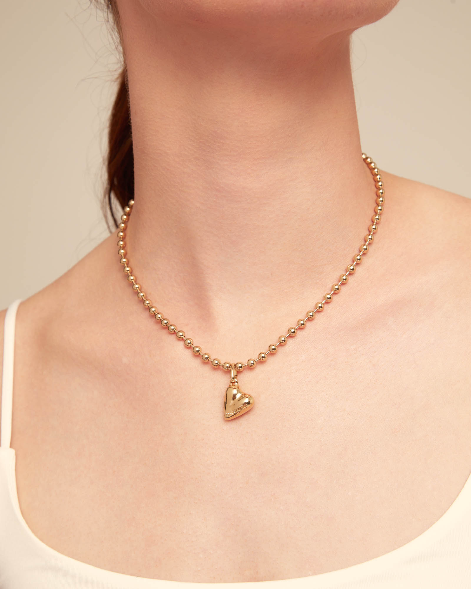 Charm Banhado a Ouro de 18k com Forma de Coração Ouro-4
