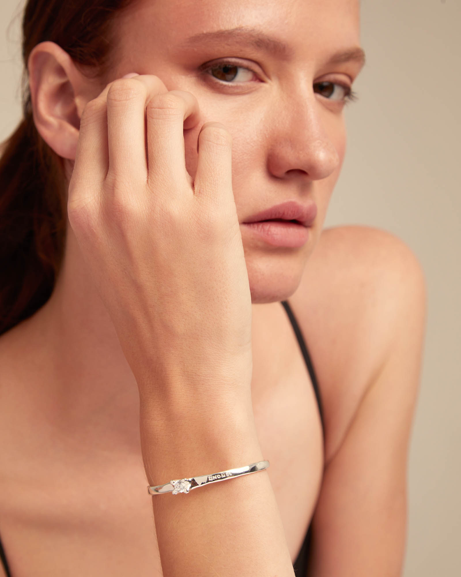 Pulseira Rígida Banhada em Prata de Lei com Zirconita Branca Prata-4