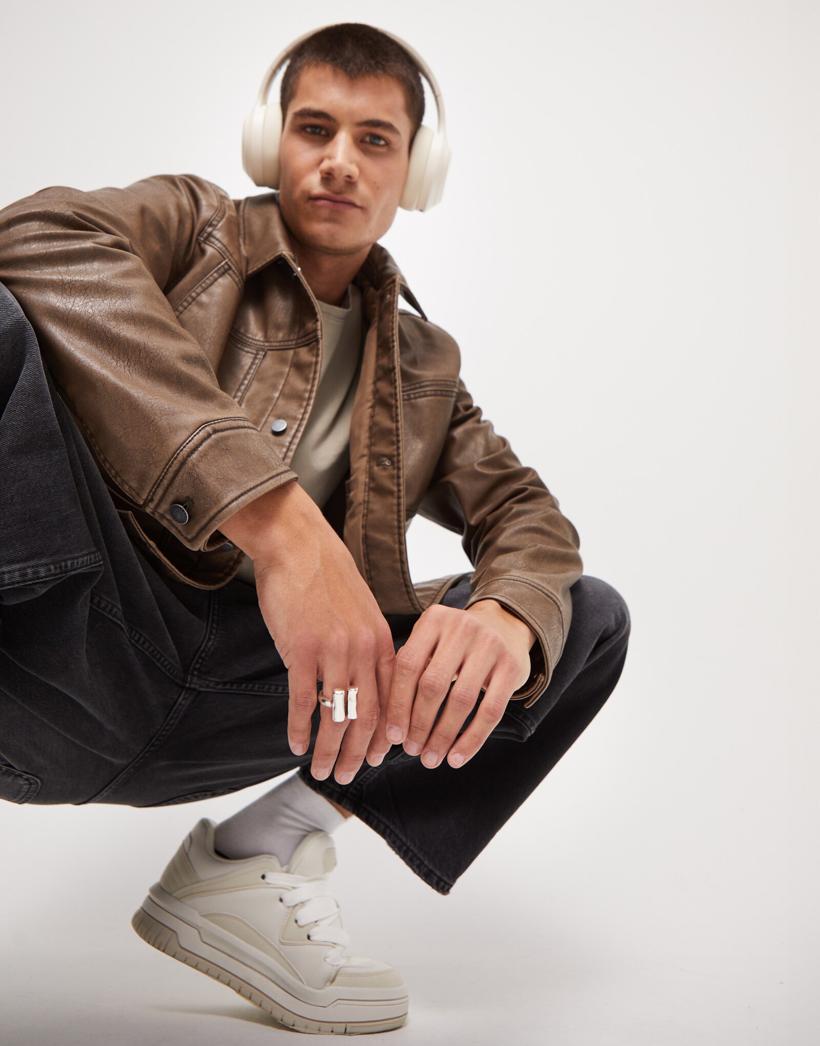 Anel Banhado em Prata de Lei com Dois Tubos Verticais Prata-4
