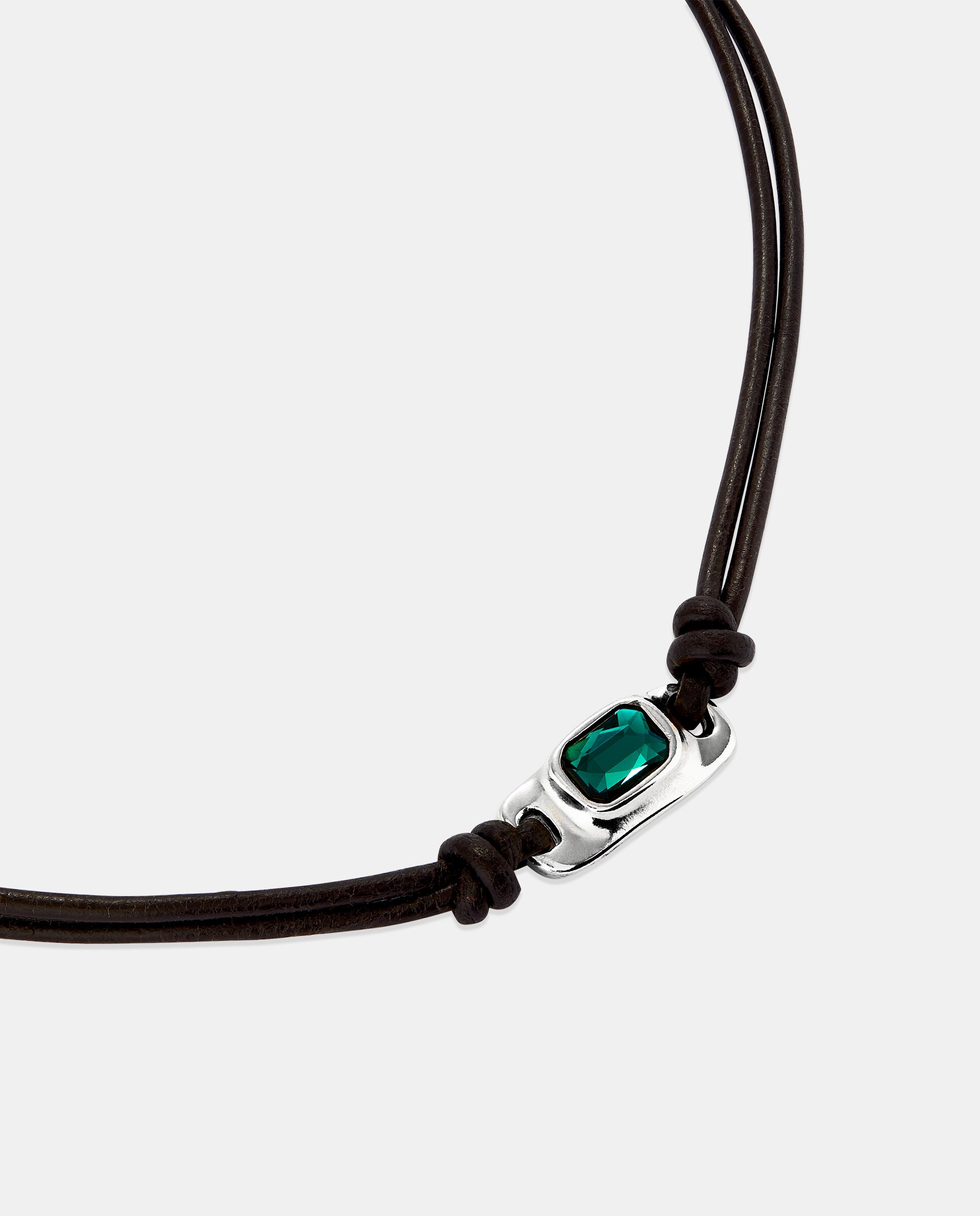 Colar de Couro Banhado em Prata de Lei com Cristal Verde Prata-4