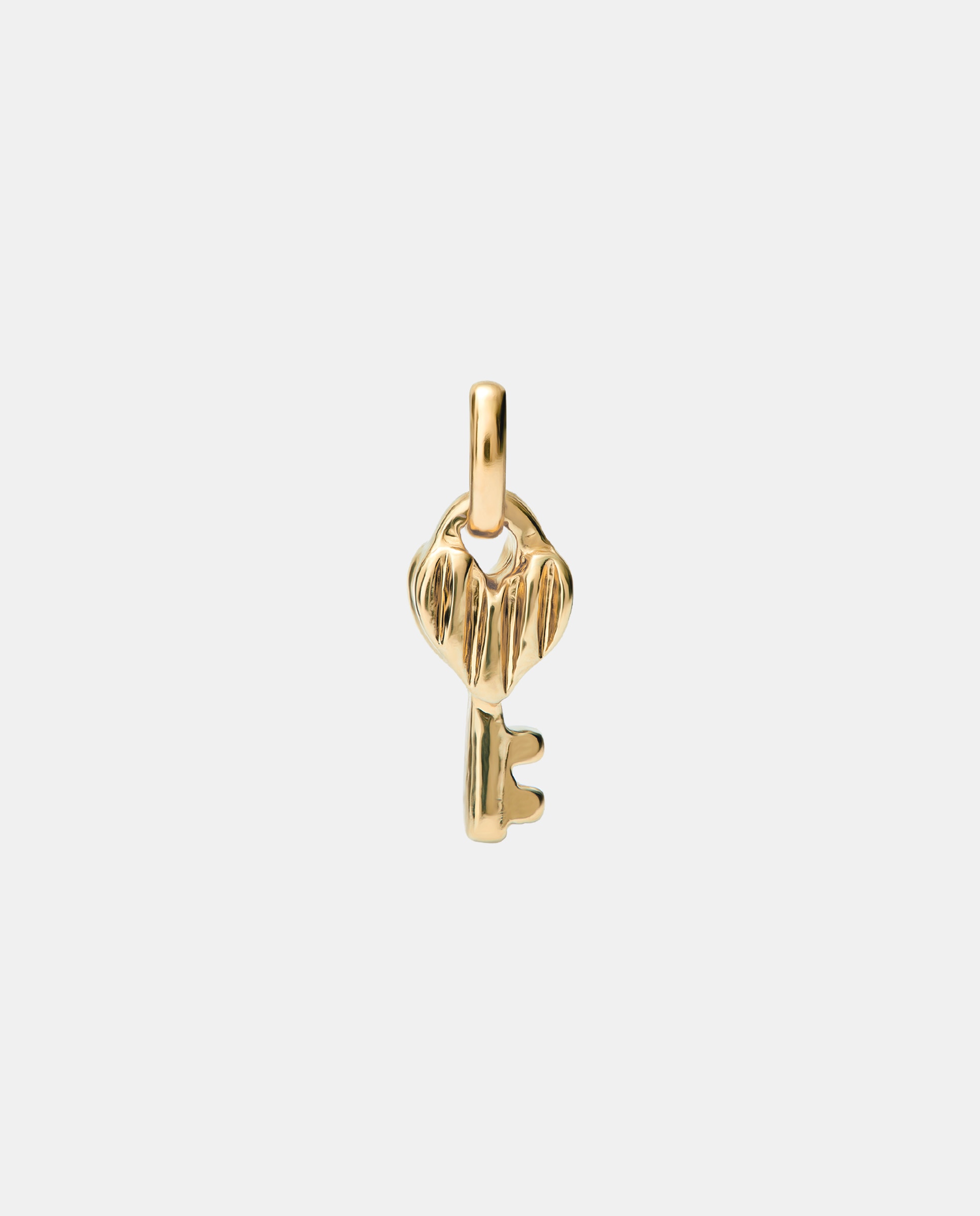 Charm Banhado a Ouro 18k com Forma de Chave Ouro-1
