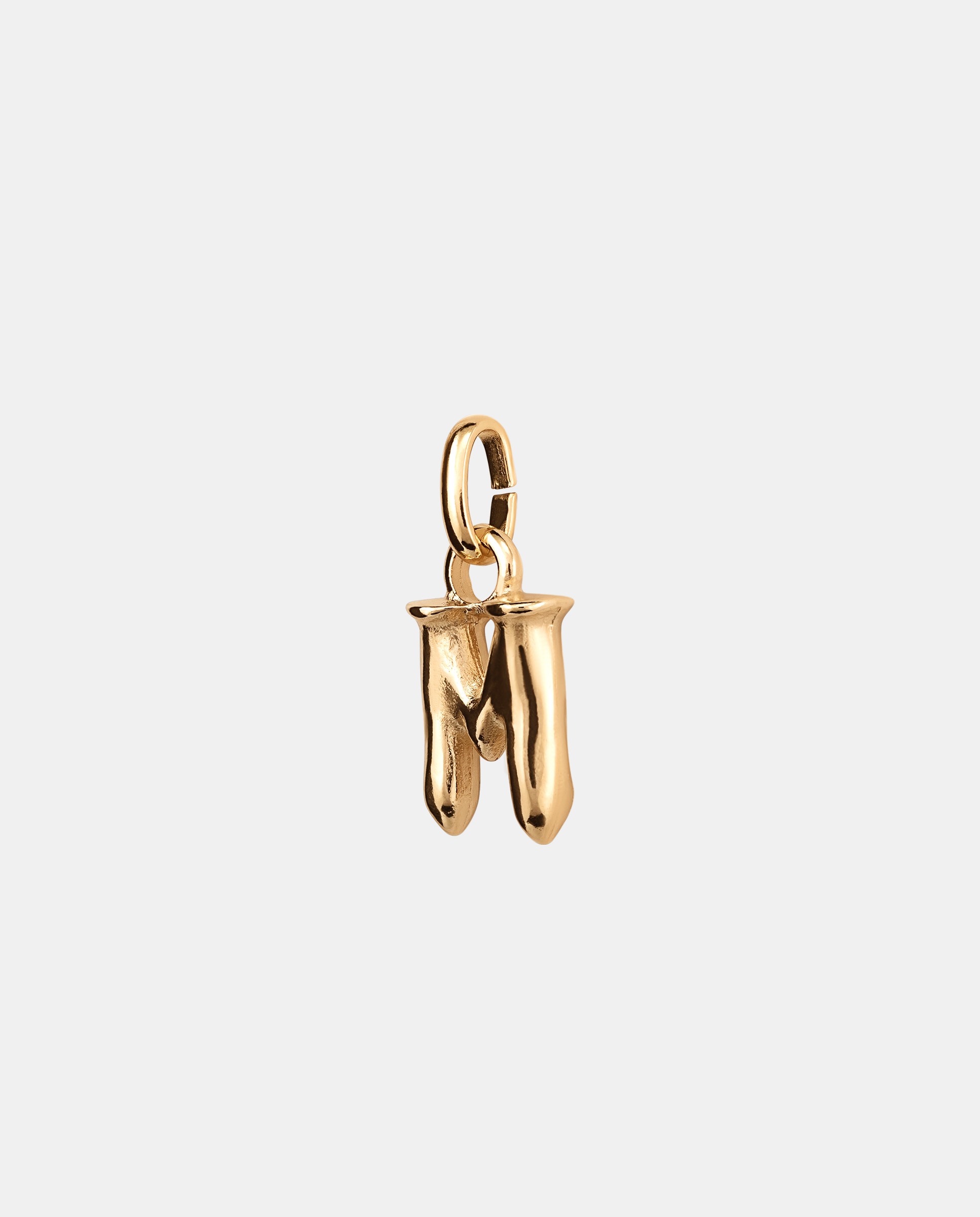 Charm Letra M Pequena Banhado em Ouro 18k Ouro-1