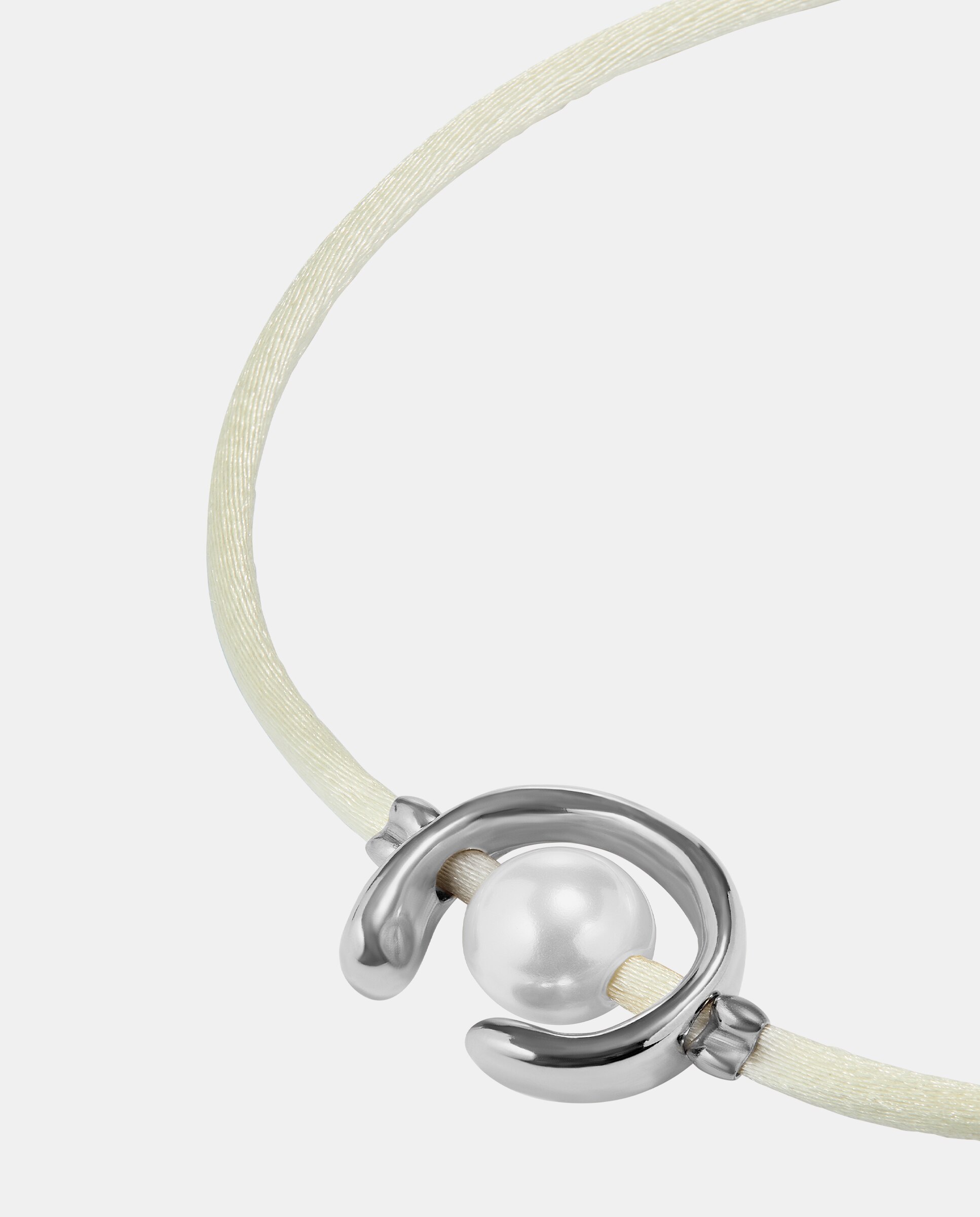 Pulseira de Fio com Pérola Shell e Fornitura Banhada em Prata de Lei Prata-3