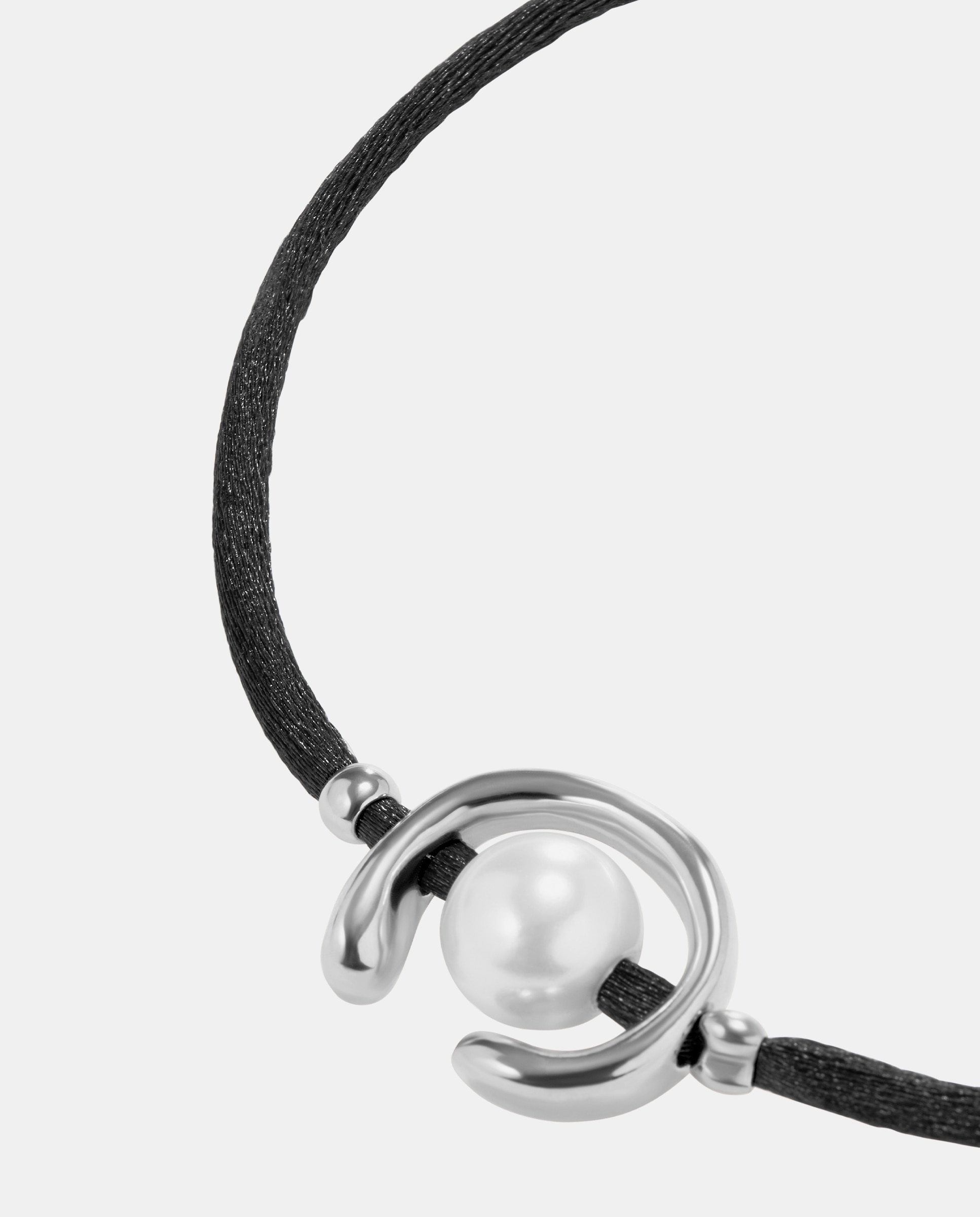 Pulseira de Fio com Pérola Shell e Fornitura Banhada em Prata de Lei Prata-3