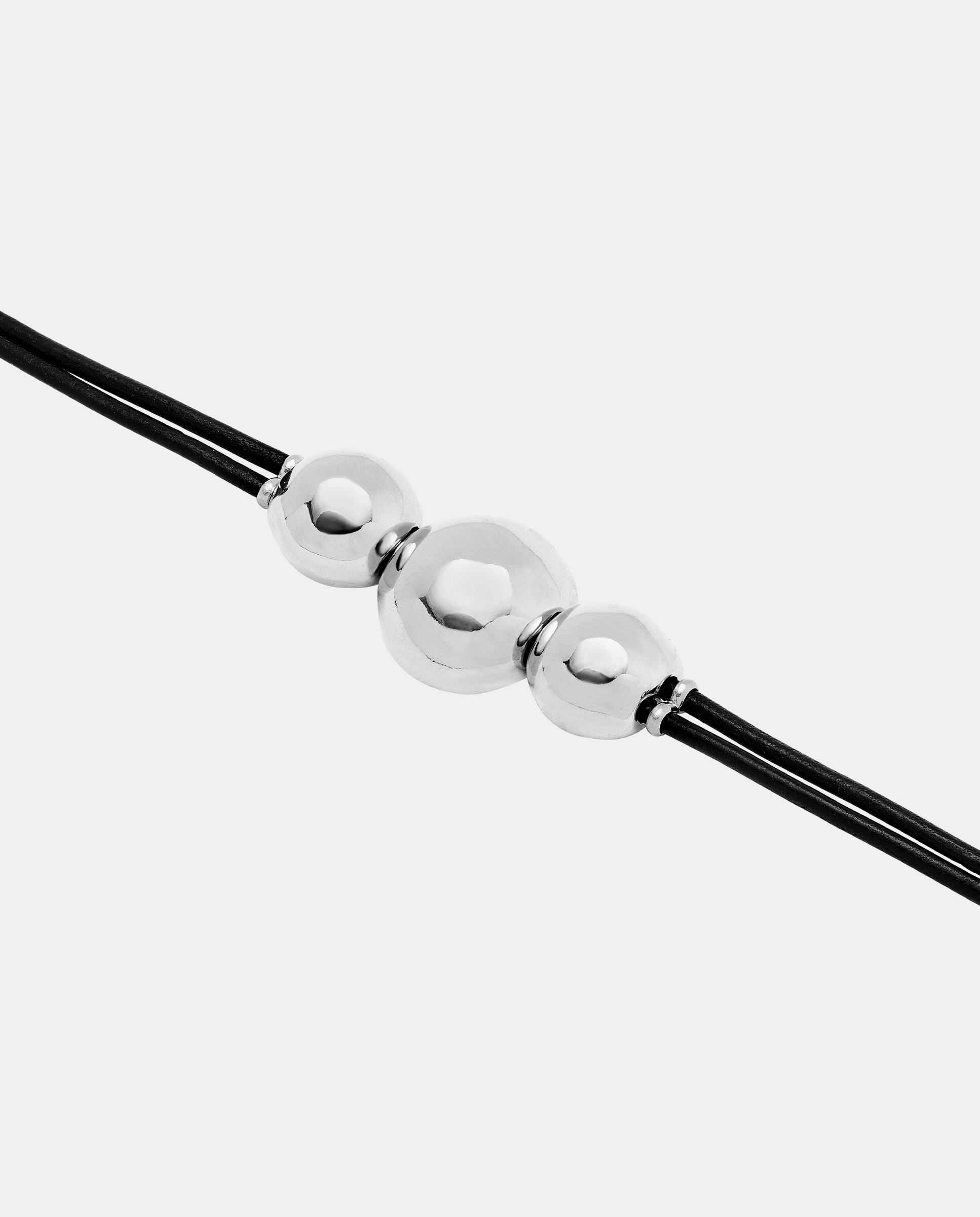 Pulseira de Couro com Três Bolas Grandes Centrais Banhada em Prata de Lei Prata-4