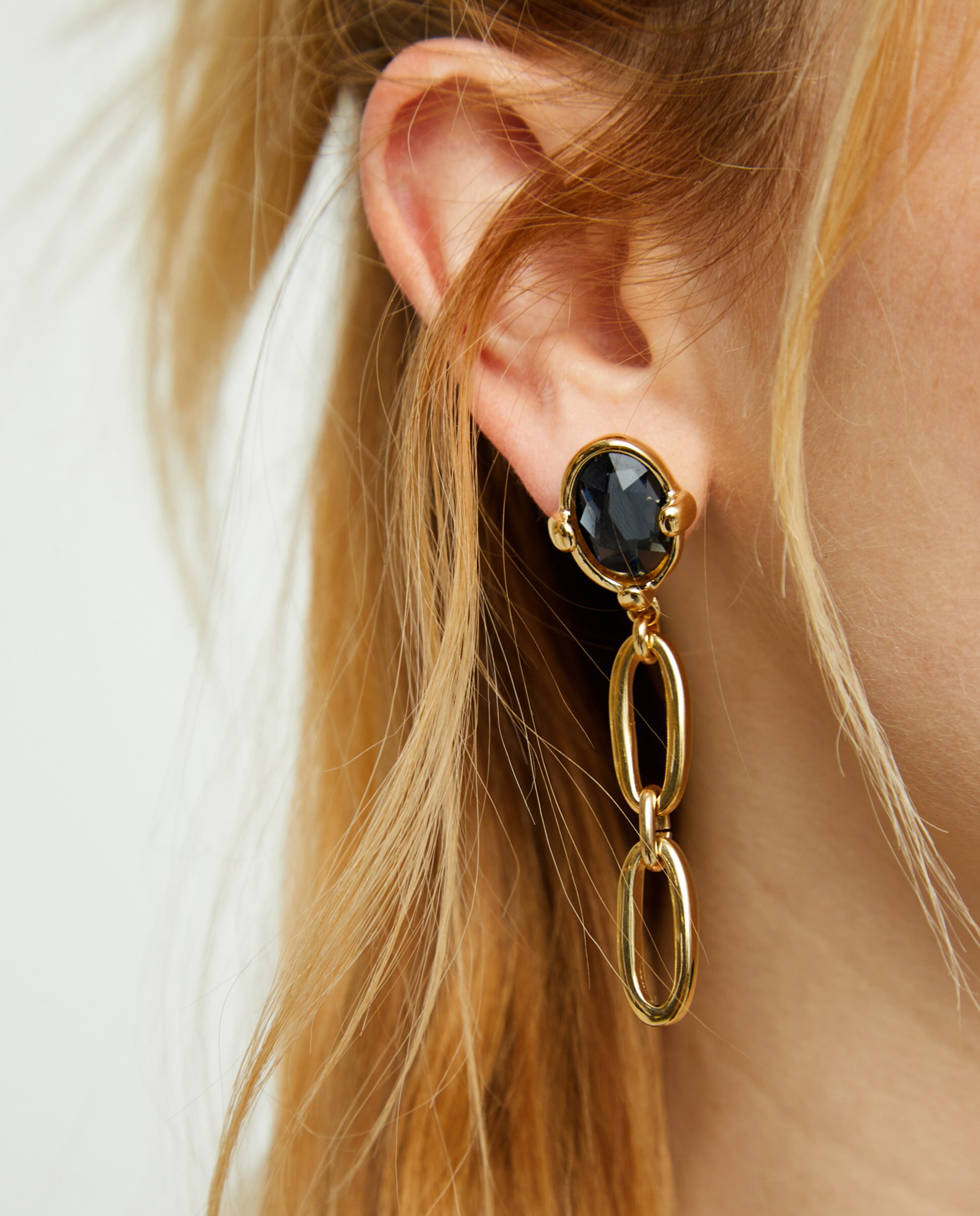 Brincos Compridos Banhados a Ouro 18k com Cristal Facetado em Preto Ouro-4