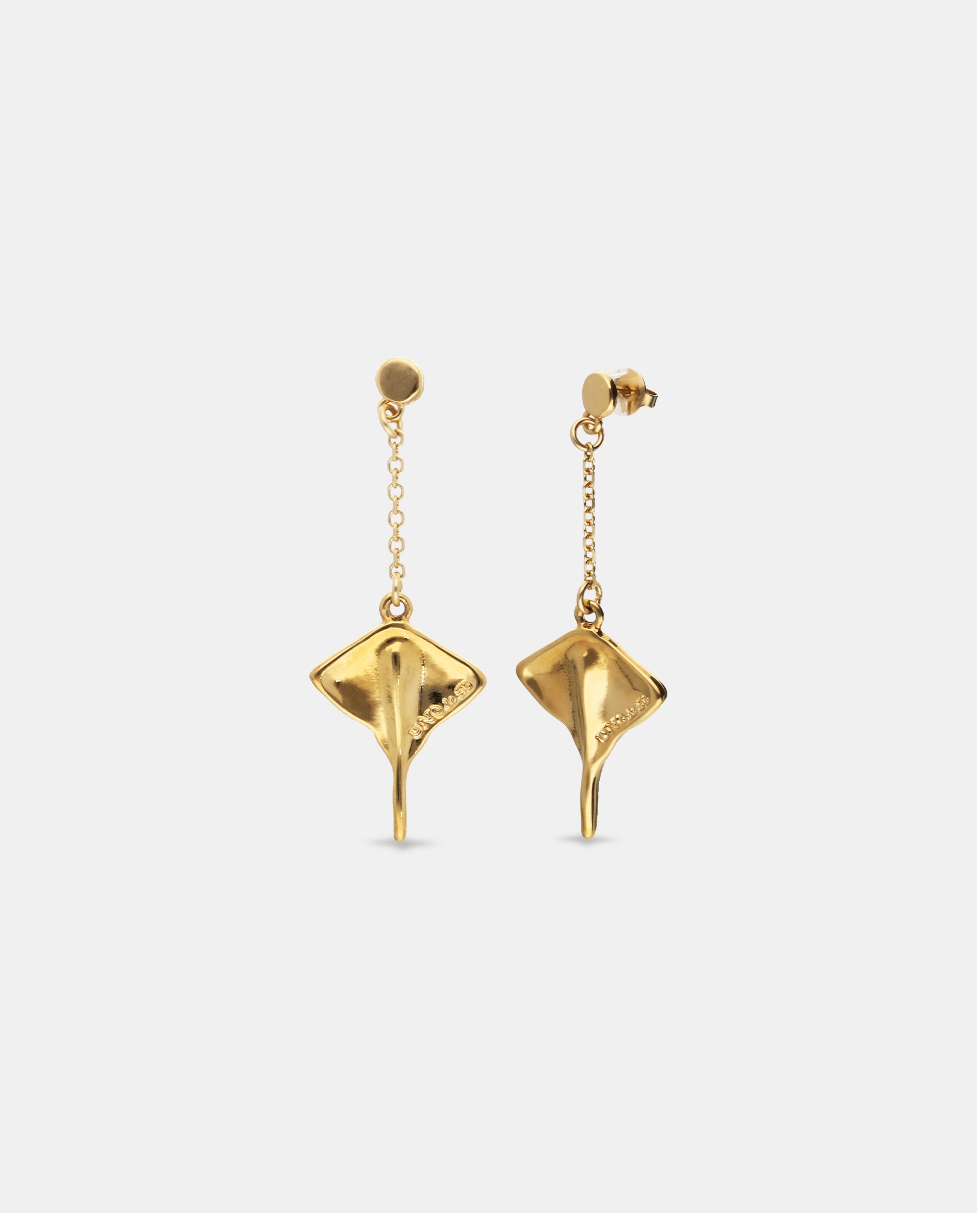 Brincos Corrente Banhados a Ouro 18k com Forma de Raia Manta Ouro-1