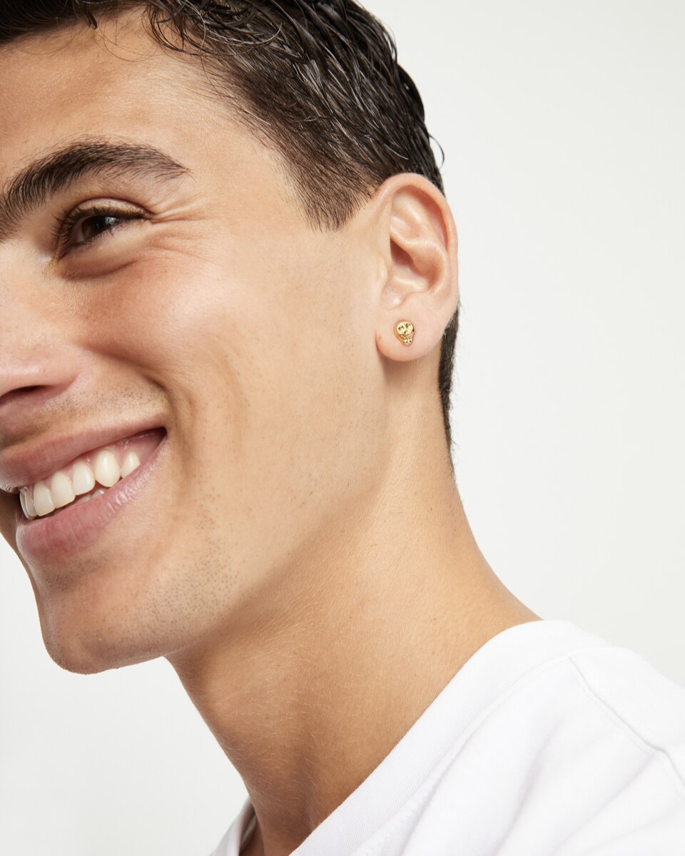 Piercing Banhado a Ouro 18k em Forma de Caveira Ouro-5