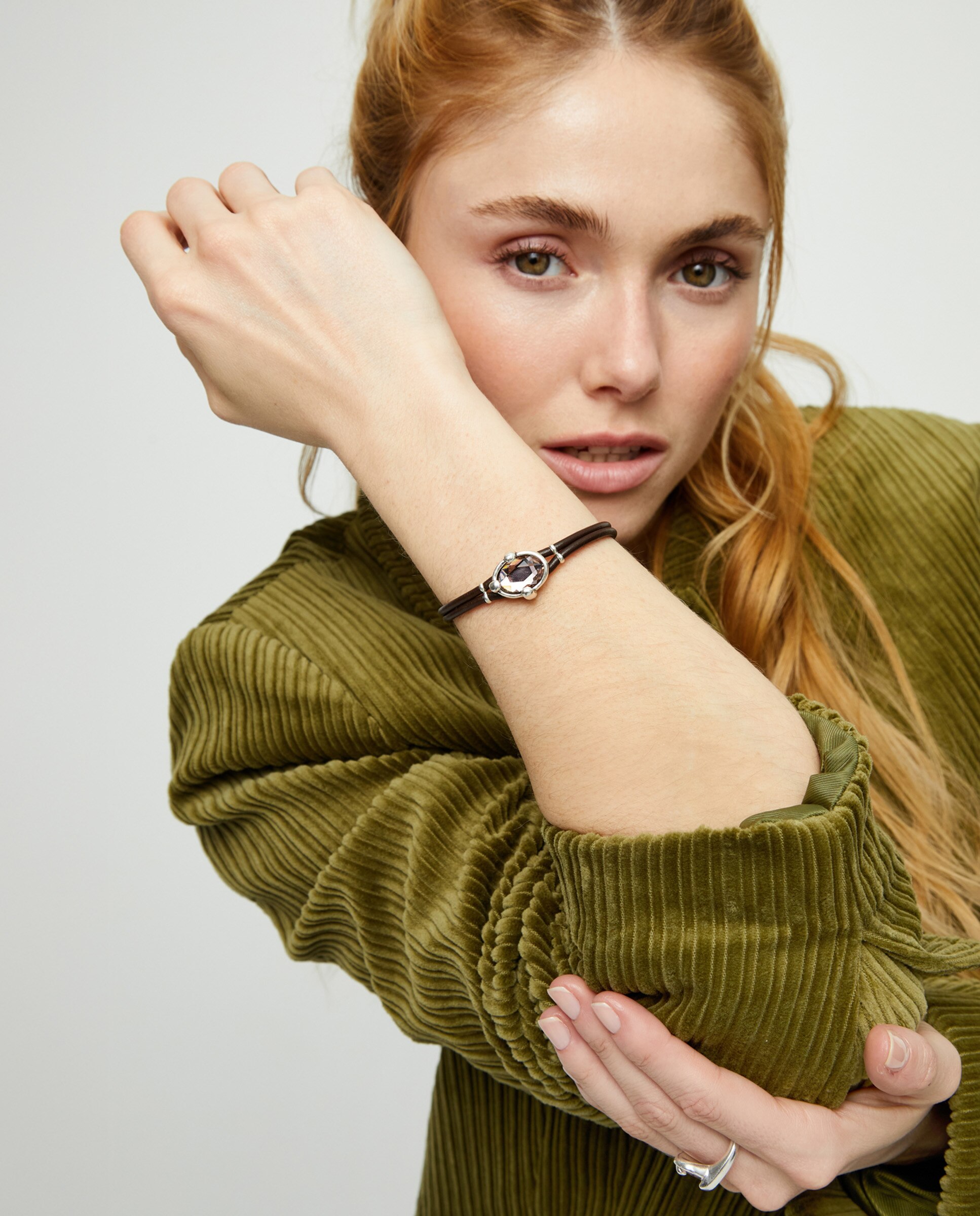 Pulseira de Couro com Cristal Facetado Prata-5