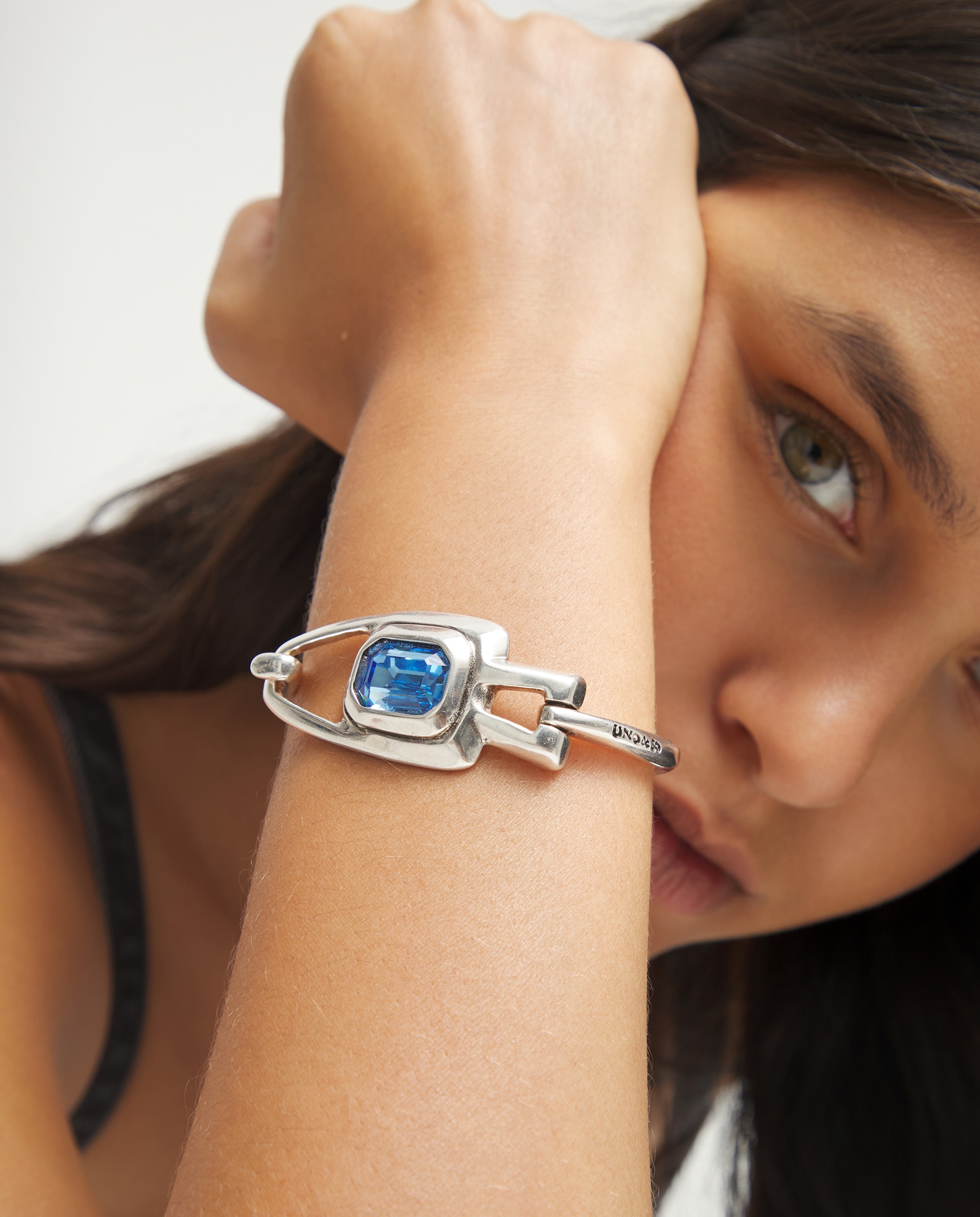 Pulseira Semirrígida Banhada em Prata de Lei com Cristal Facetado Prata-5