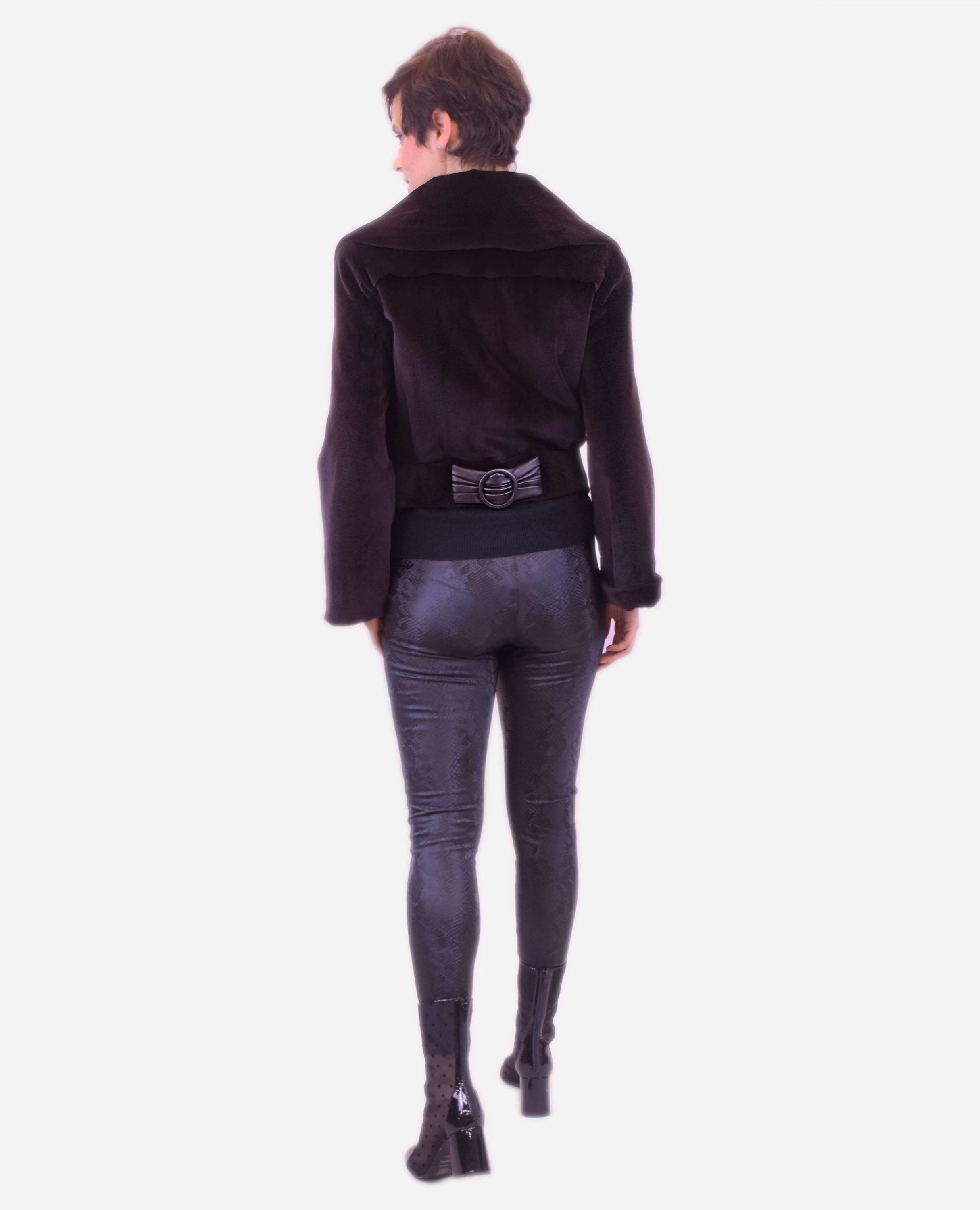 Casaco em Pelo de Vison Acetinado Preto-2