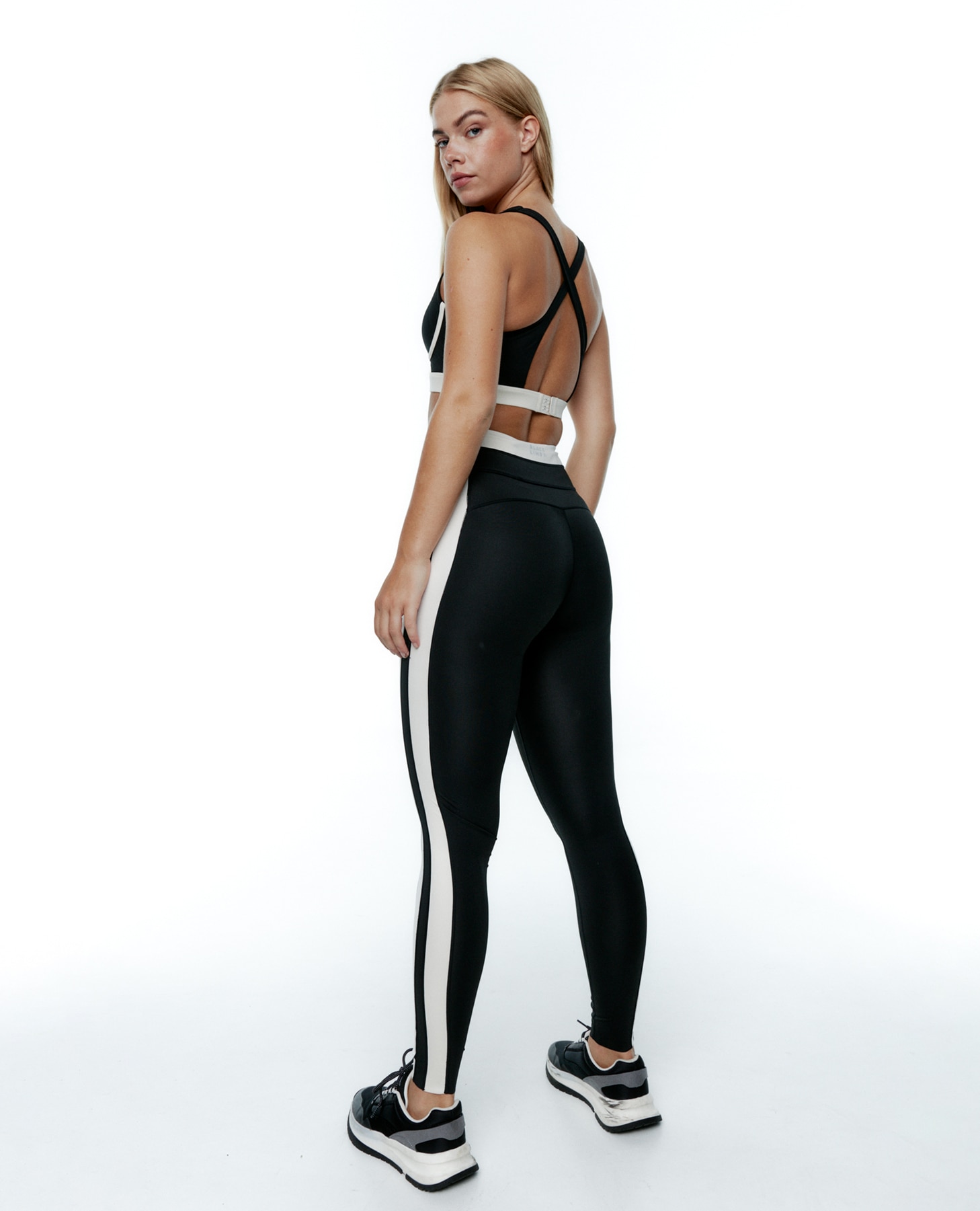 Soutien Desportivo Compressivo de Sustentação Alta Preto-6