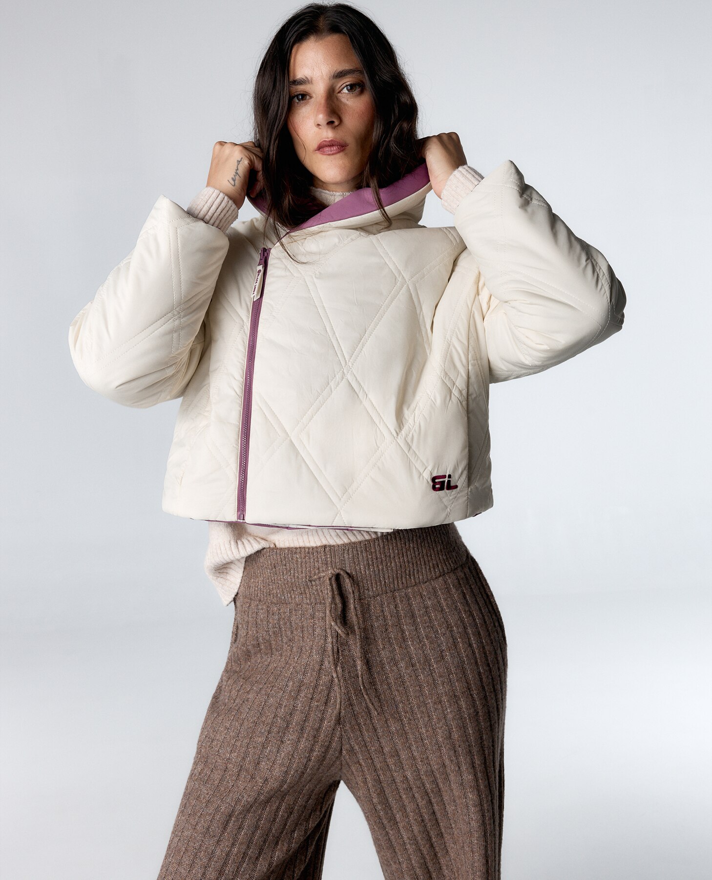 Blusão Acolchoado Reversível com Gola Levantada Creme-2