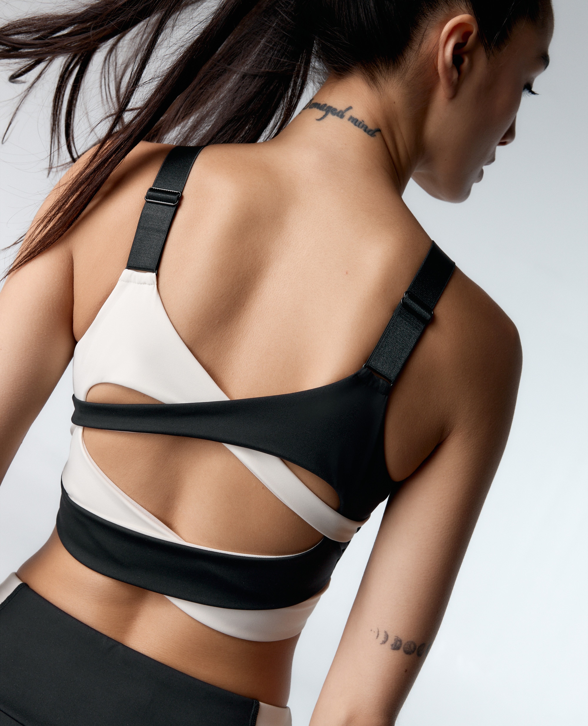 Soutien Desportivo Compressivo de Sustentação Alta Preto / Branco-2