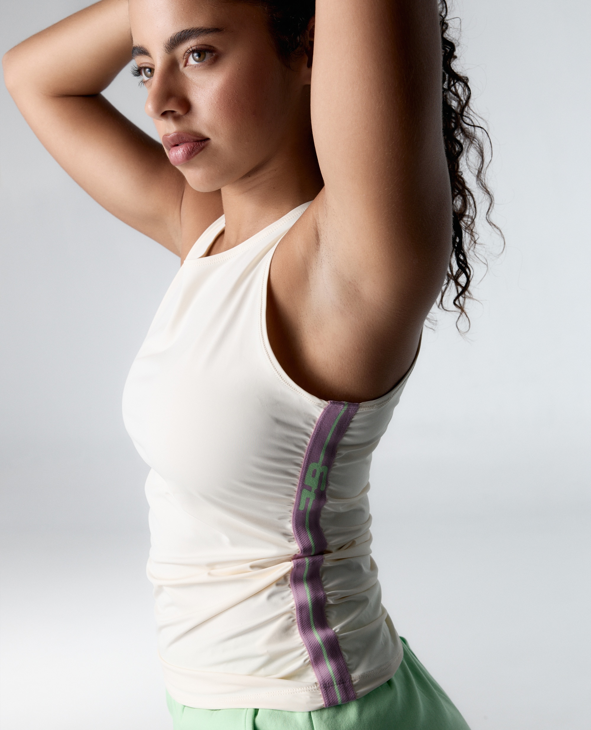 Imagem 0 de T-shirt Desportiva sem Mangas com Decote Redondo