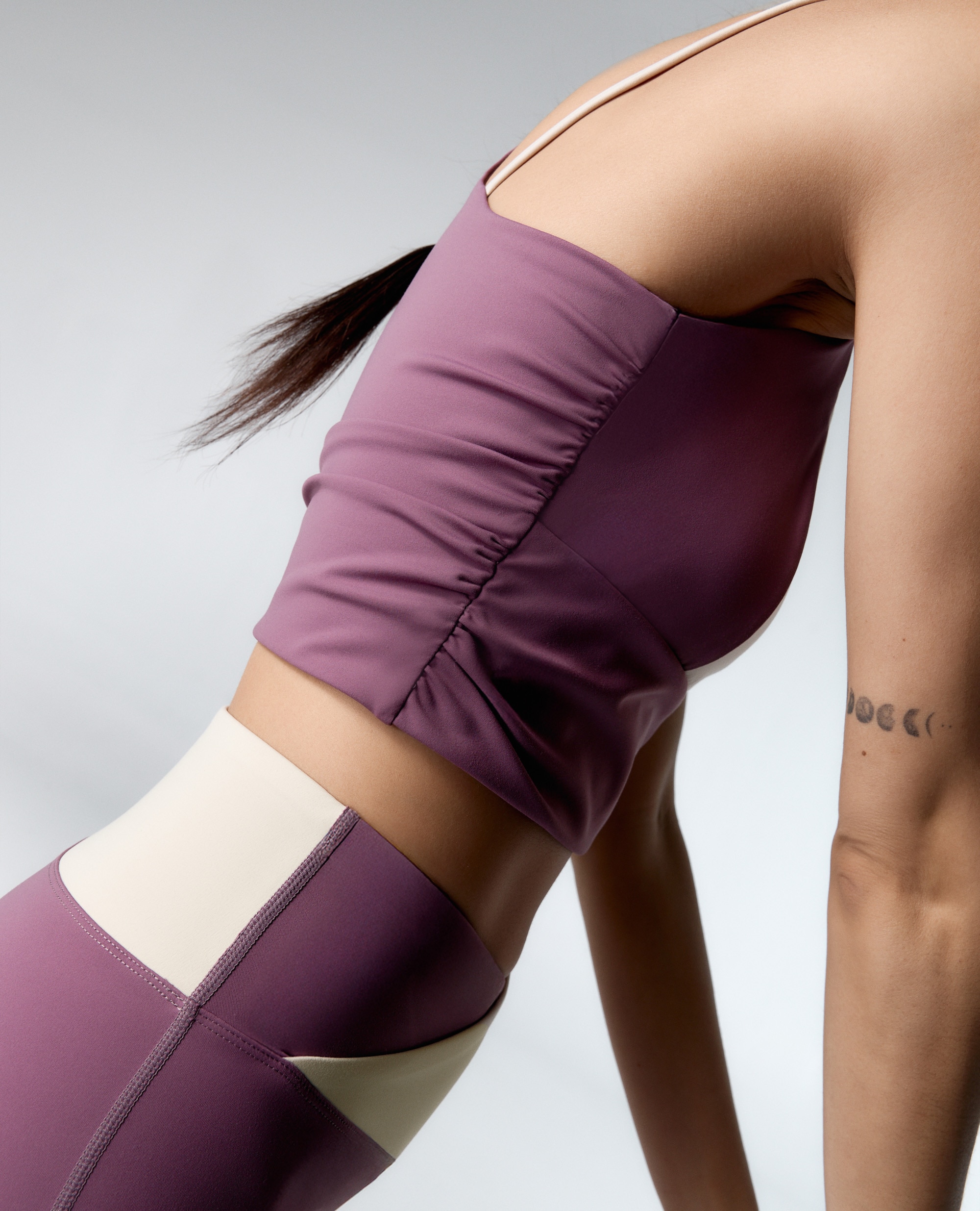 Soutien Desportivo Bicolor de Sustentação Média Bege/Rosa-4