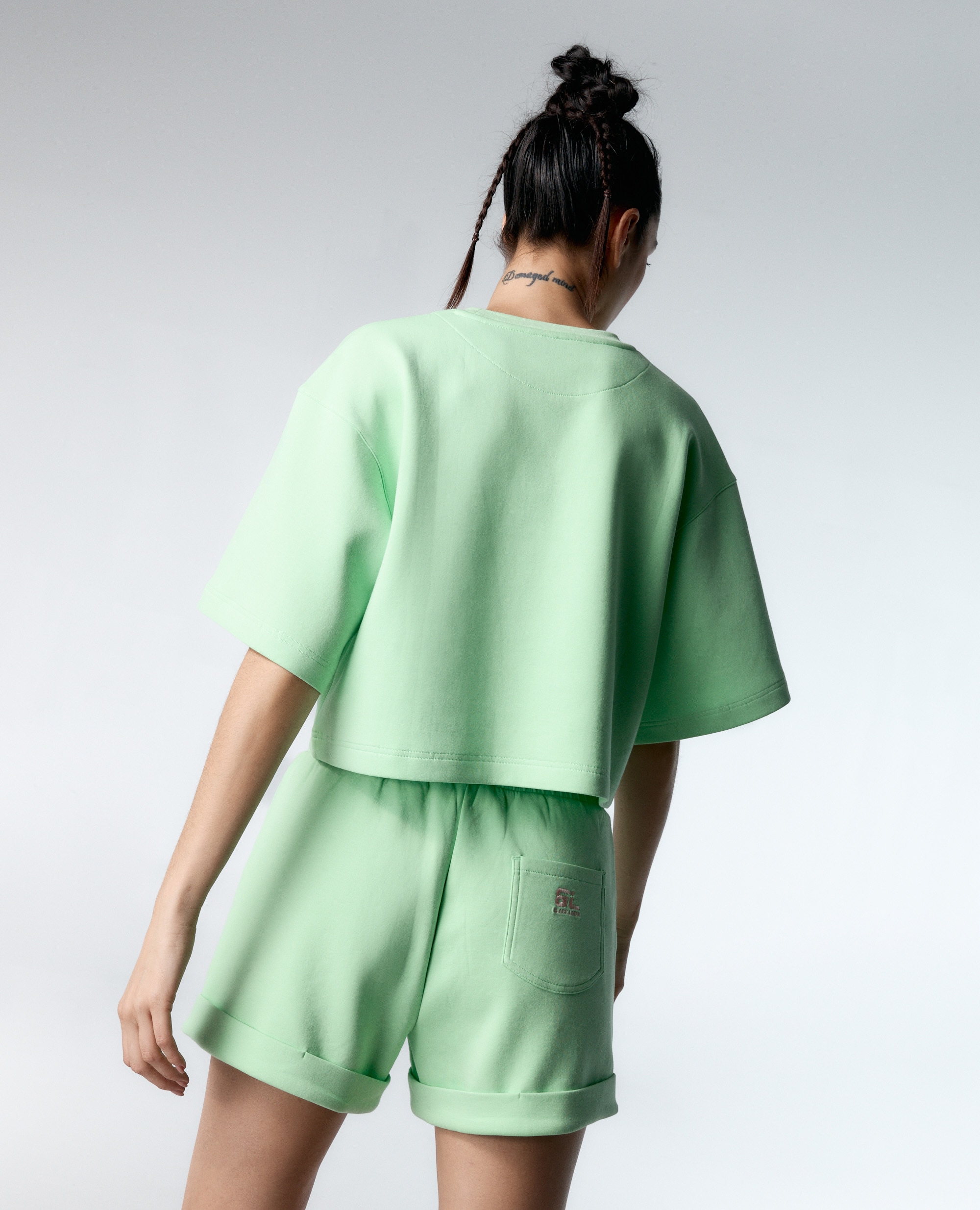 T-shirt Desportiva Crop de Manga Curta Verde-claro-3