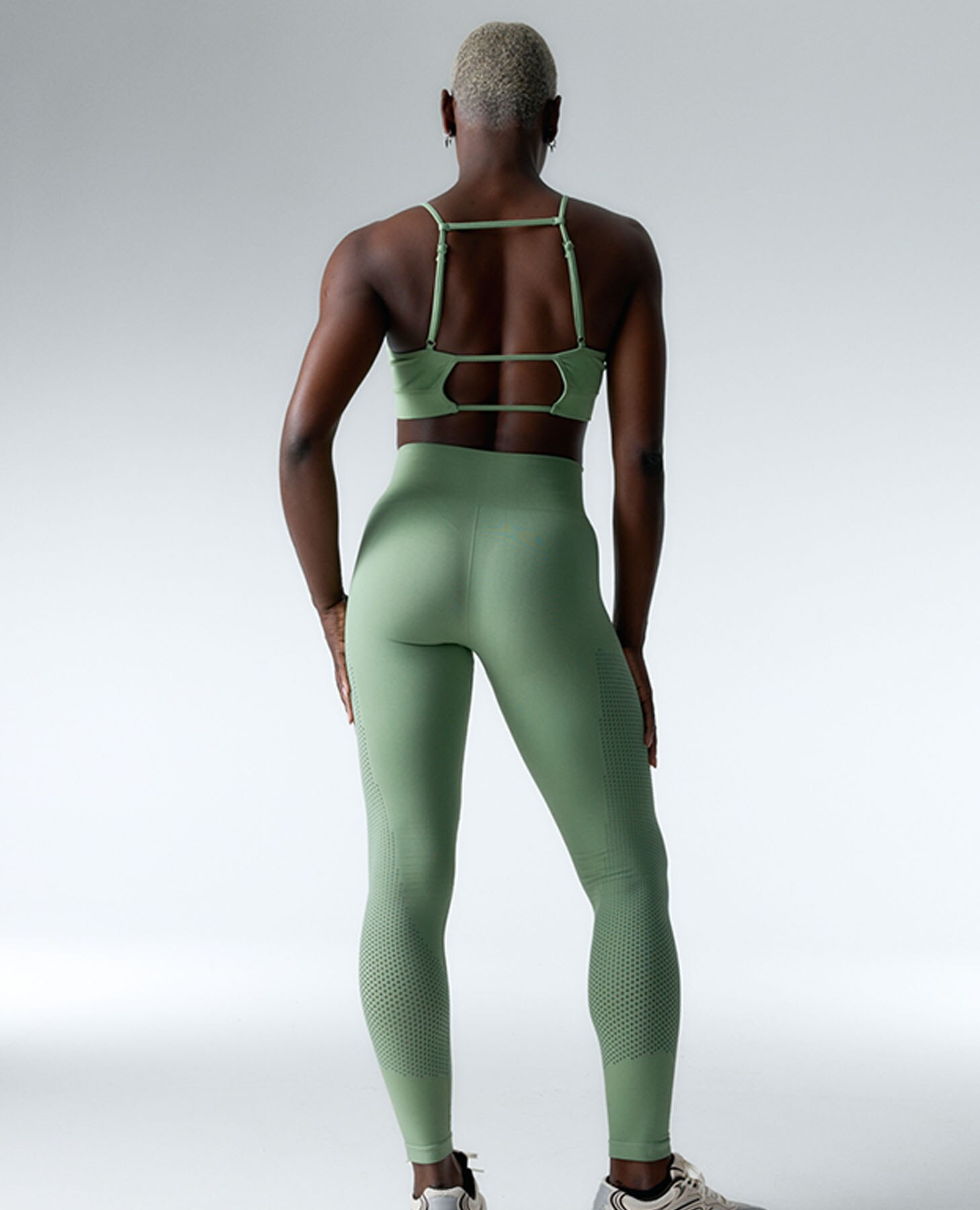Soutien Desportivo Seamless de Sustentação Média Verde-6