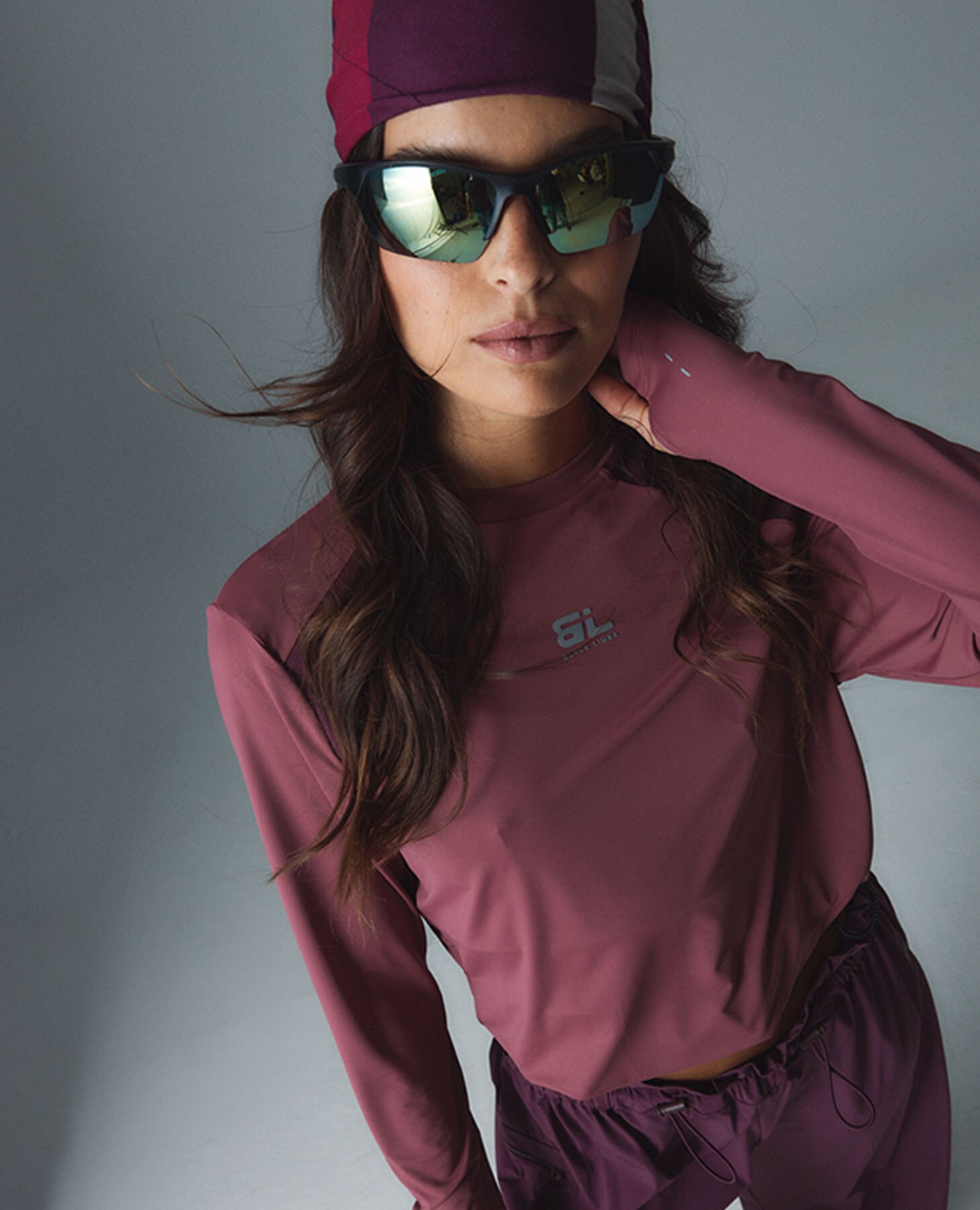 T-shirt Desportiva Cropped com Painéis Semitransparentes Rosa-7