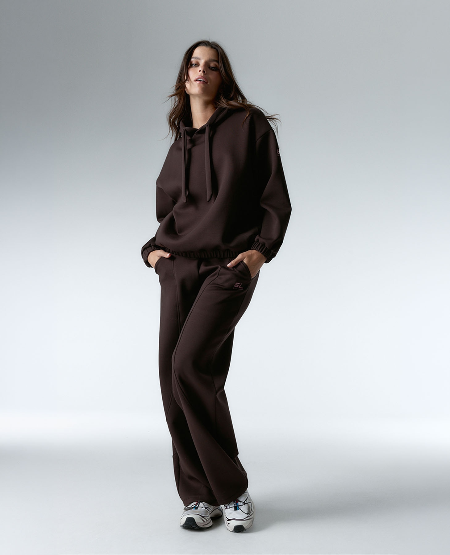 Sweatshirt Desportiva de Tecido Suave com Capuz Castanho-chocolate-5