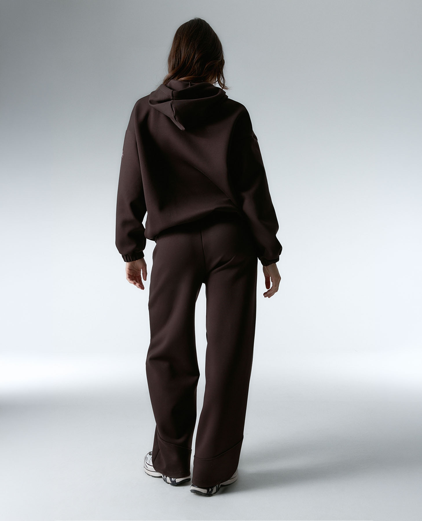 Sweatshirt Desportiva de Tecido Suave com Capuz Castanho-chocolate-6