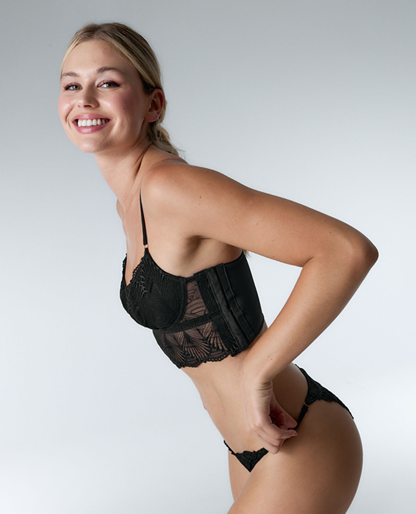 Soutien Bralette Falso Aro de Tule Bordado Geométrico Preto-7