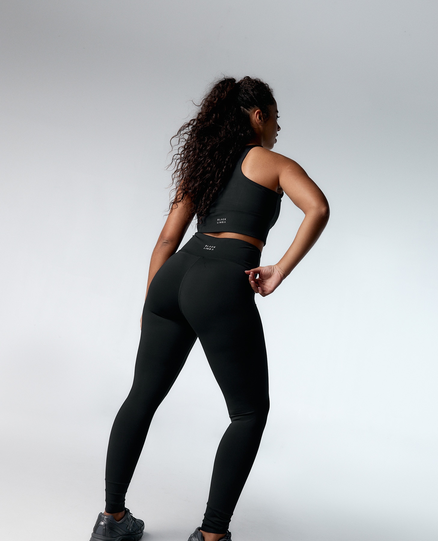 Calças Desportivas de Cintura Alta em Forma de V e Bainha Recortável Preto-7