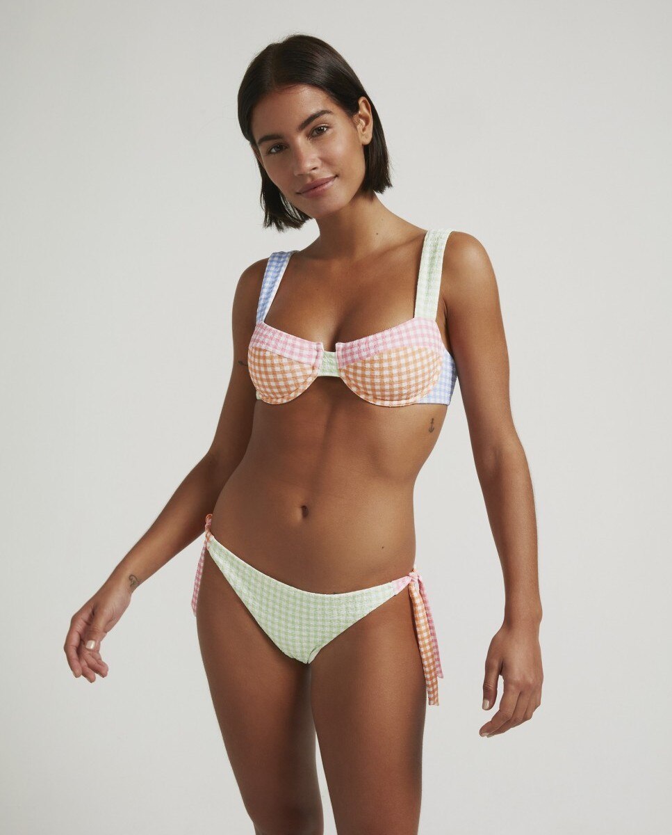 Top de Biquíni Balconette Margot com Tecido em Estrutura, Foams Amovíveis e Aro Multicolor-2