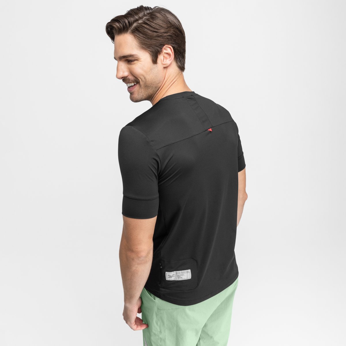 T-shirt de Gravel Siroko Preto-2
