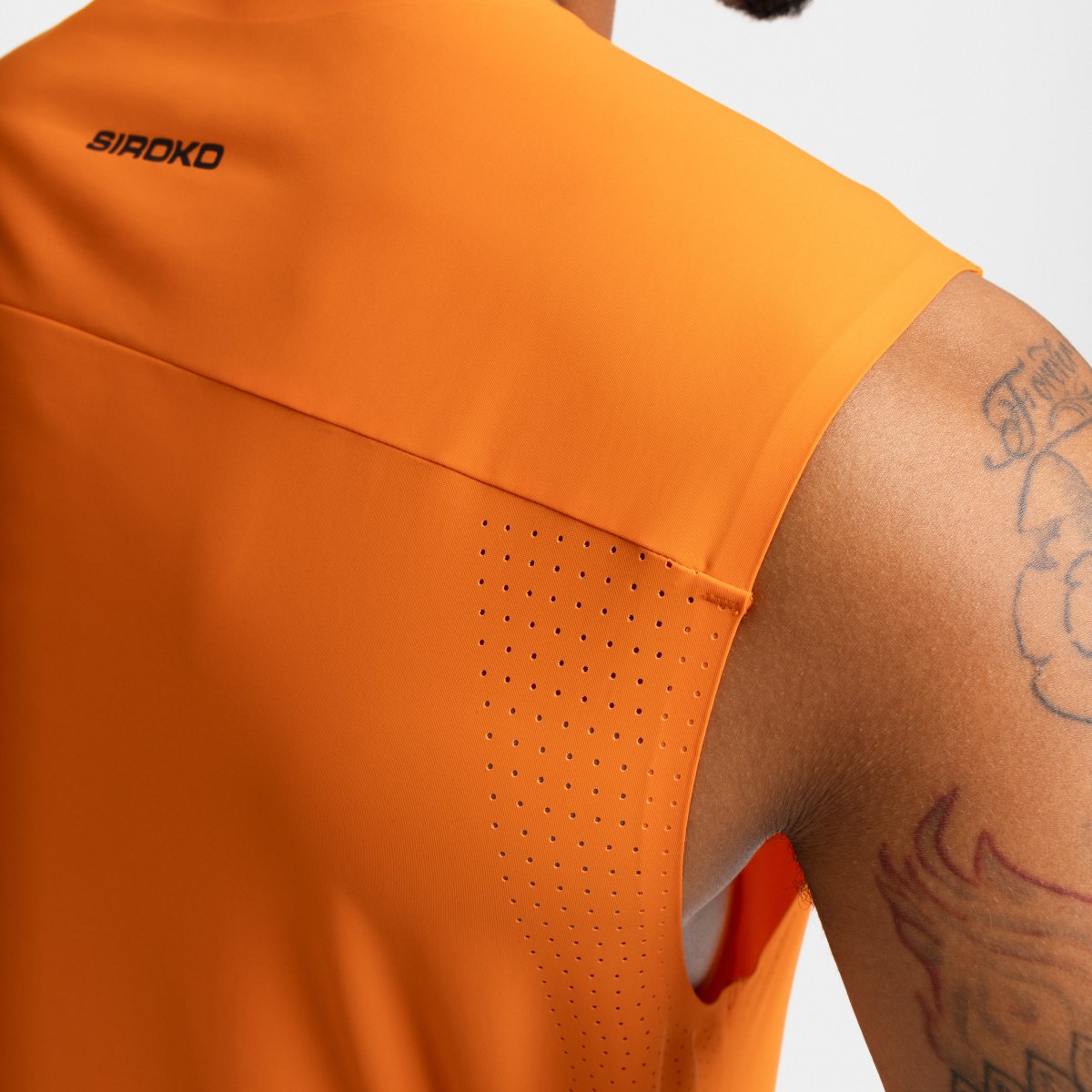 T-shirt sem Mangas Trail Running Apex Siroko Laranja-5