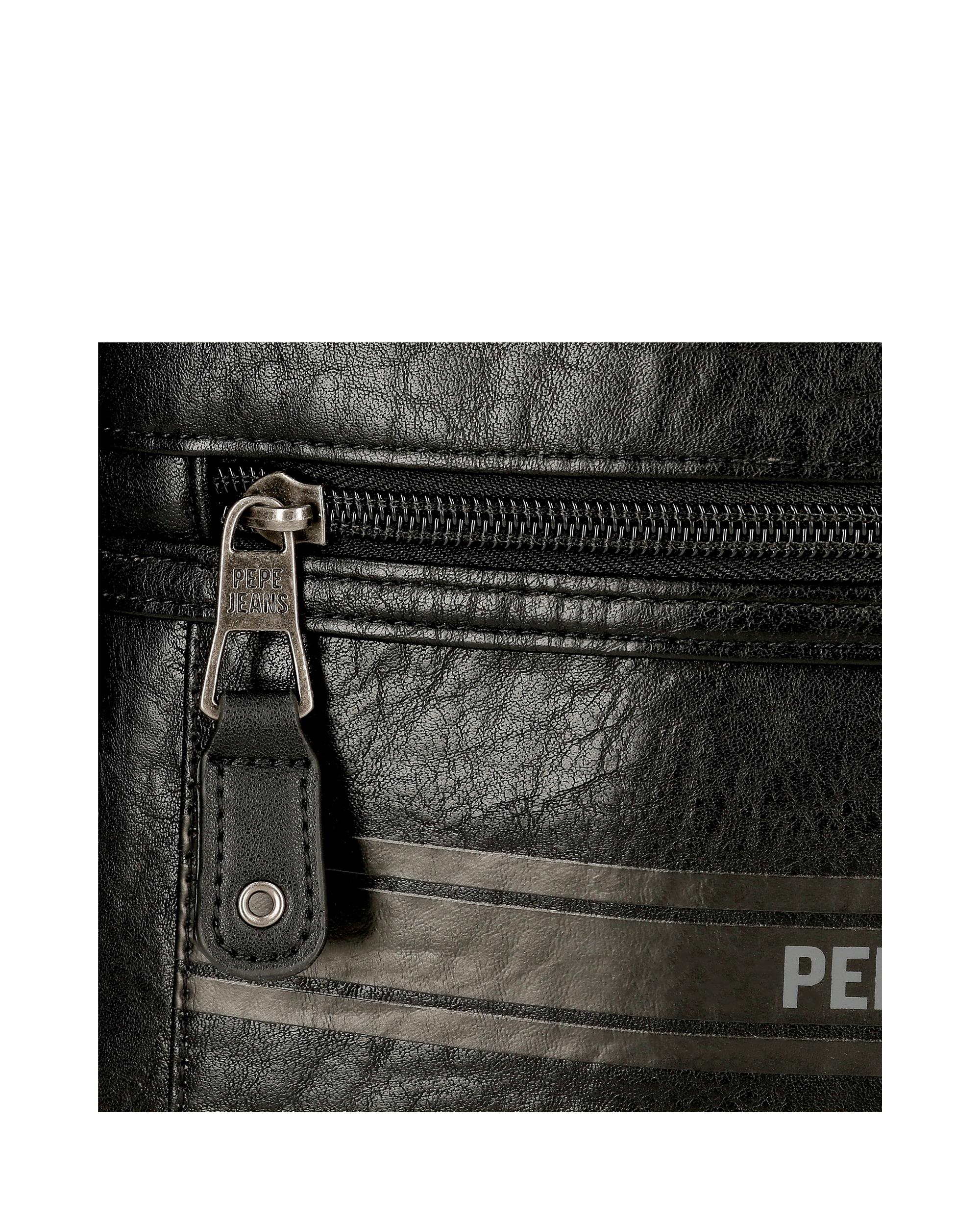 Mochila Adaptável Pepe Jeans Horley com Dois Compartimentos Preto-6