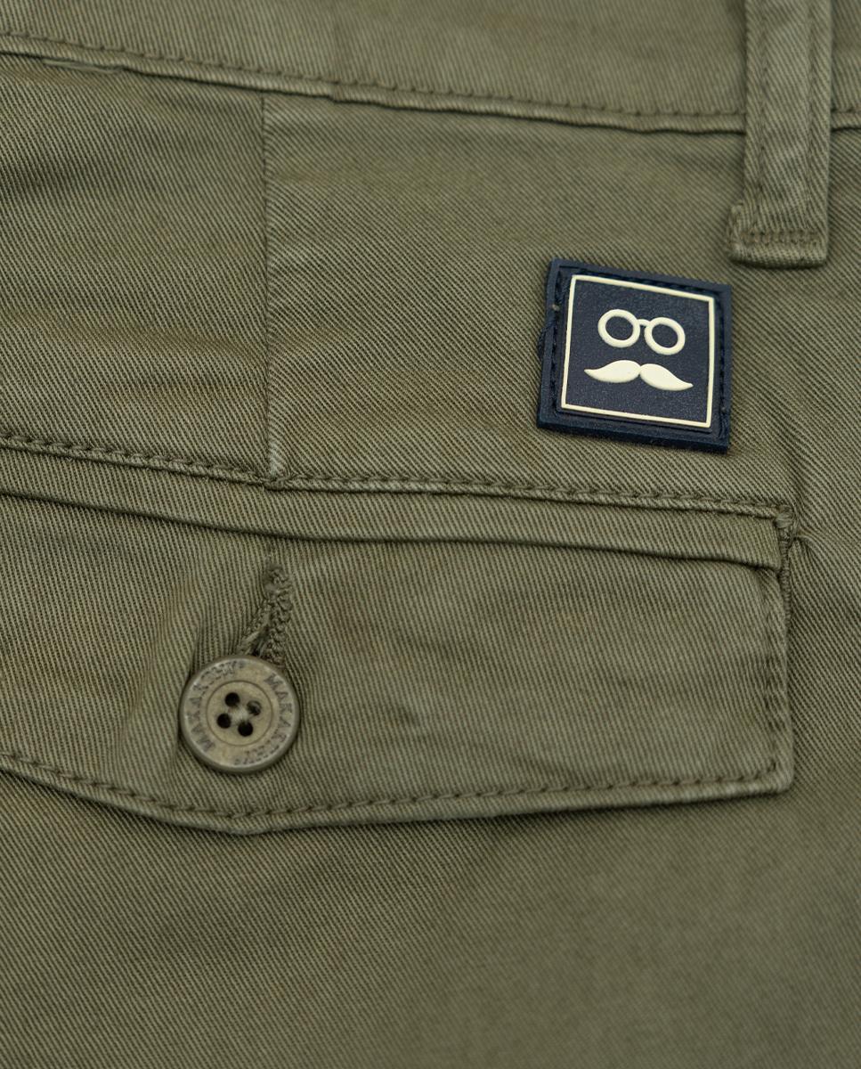 Calças Cargo Slim com Logo no Bolso Posterior Verde-militar-6