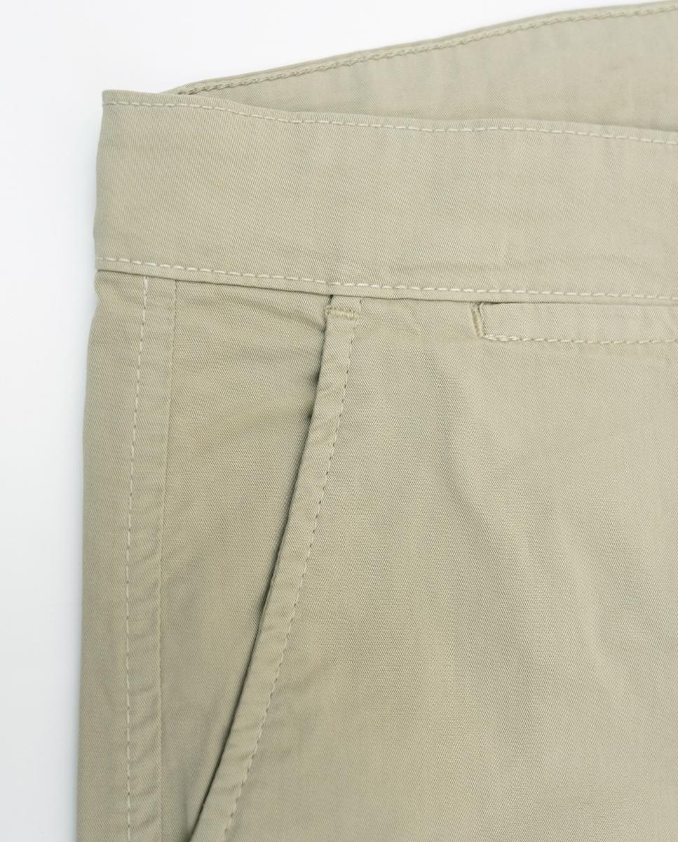 Calças Chino Regular com Bolsos Bege-3
