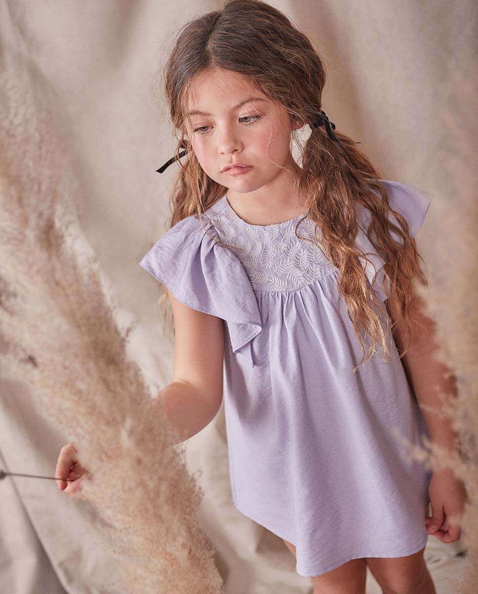 Imagem 0 de Vestido Infantil com Mangas Folho e Bordado na Parte Superior