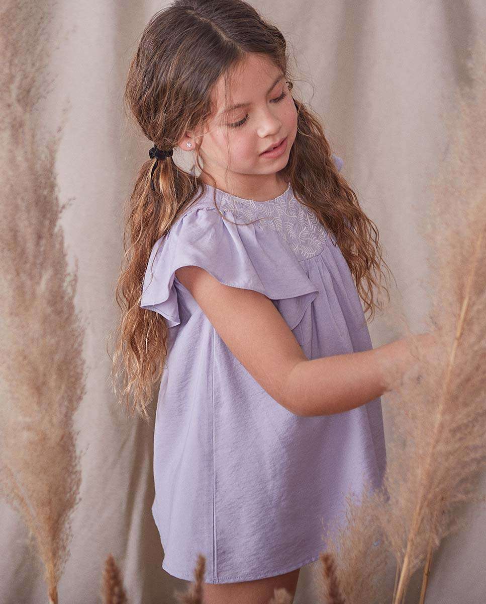 Vestido Infantil com Mangas Folho e Bordado na Parte Superior Lilás-2