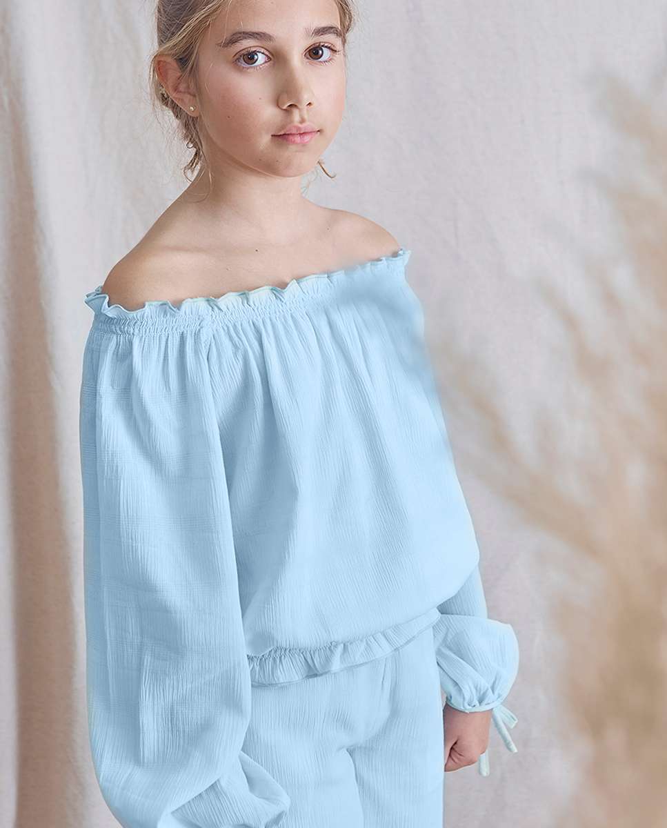Blusa Infantil com Ombros Descobertos em Bambula Caro Dadati Azul-claro-1