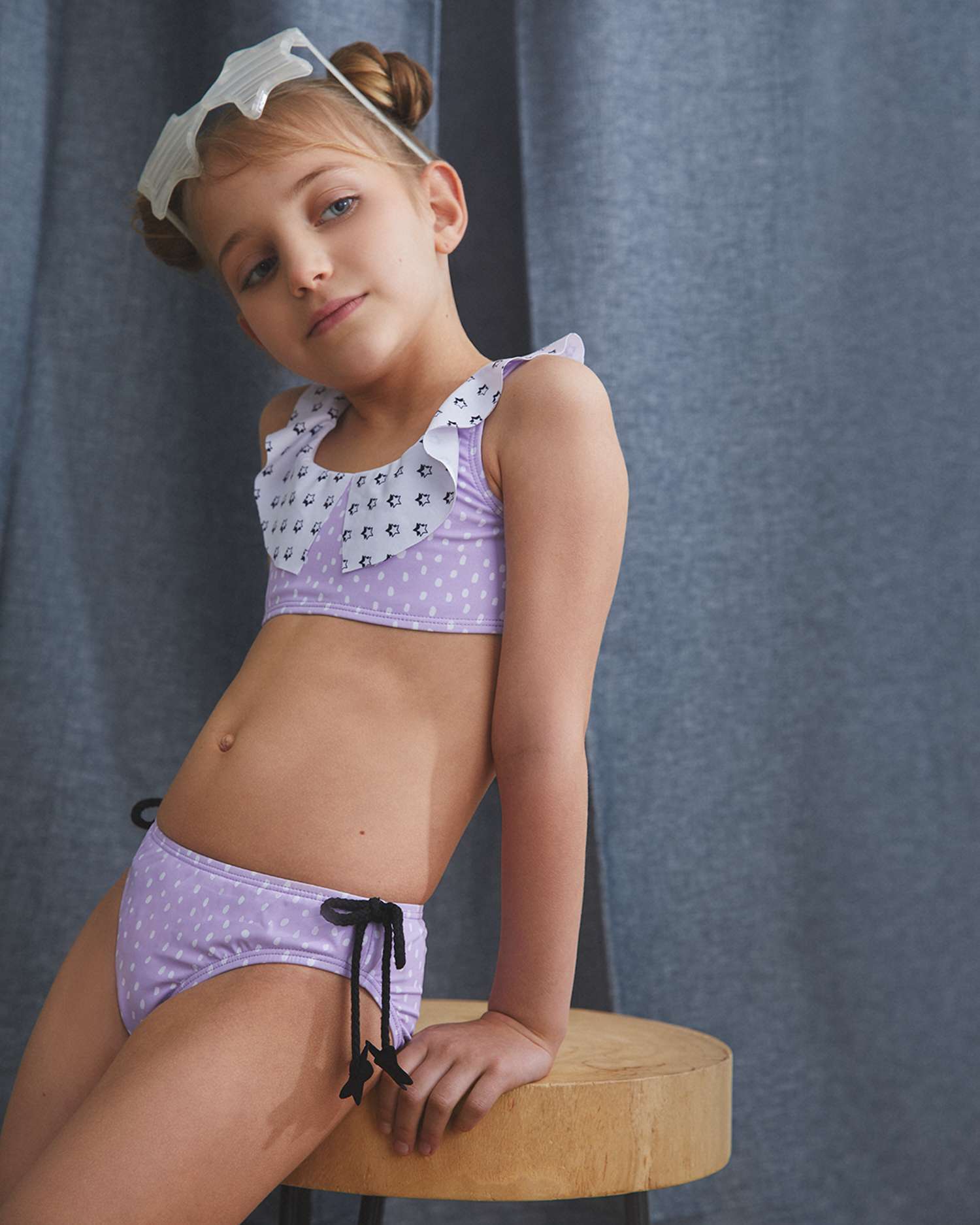 Imagem 0 de Biquíni Infantil com Bolinhas Brancas