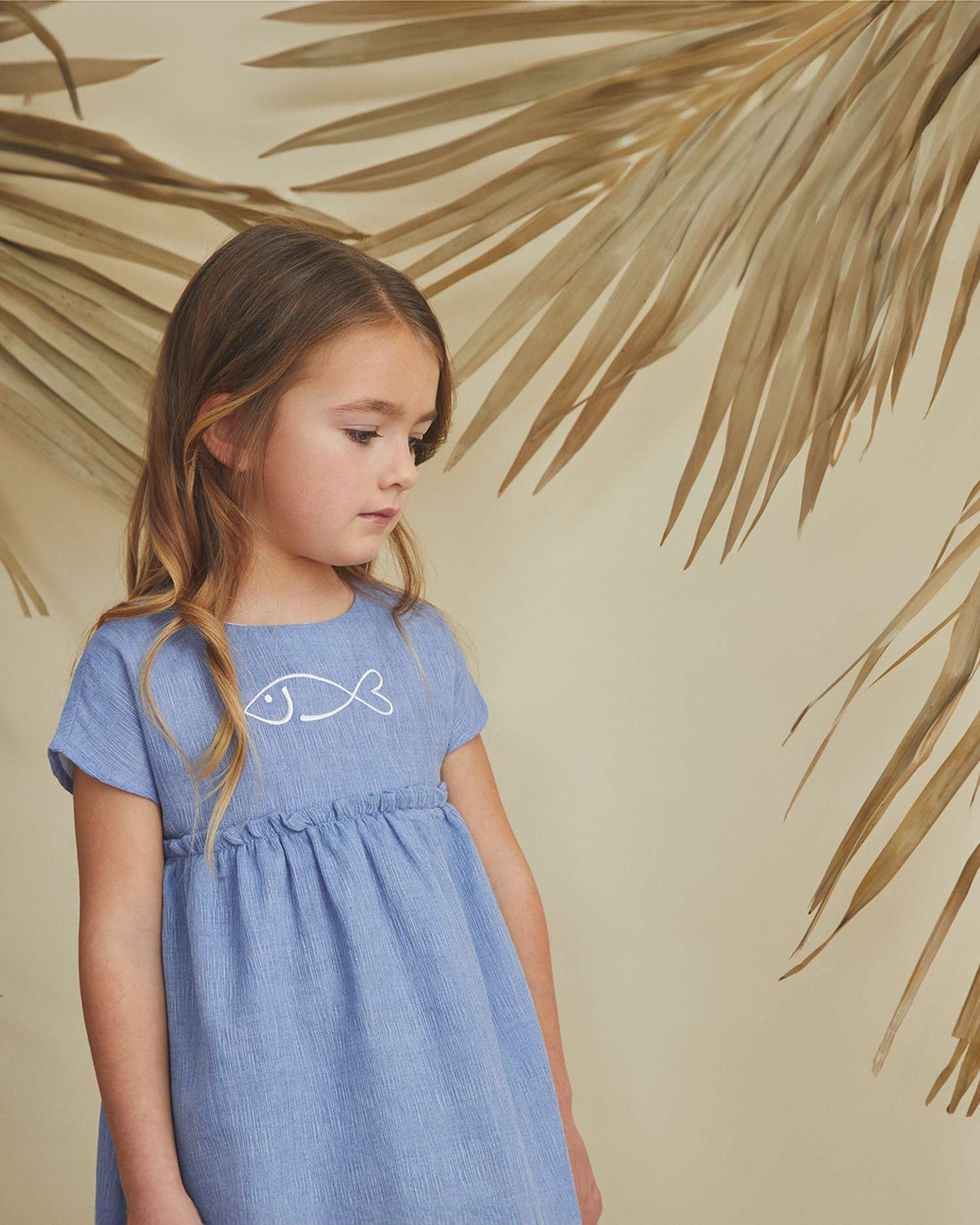 Vestido para Bebé com Bordado de Peixe e Gola em Conjunto Azul-2